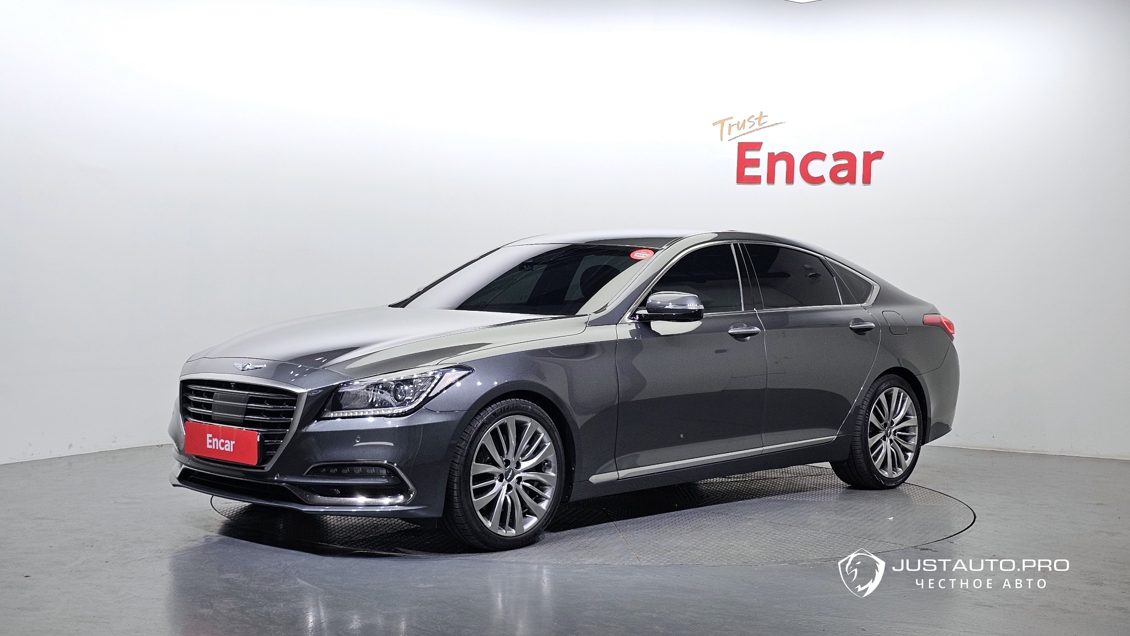 Автомобиль Genesis G80