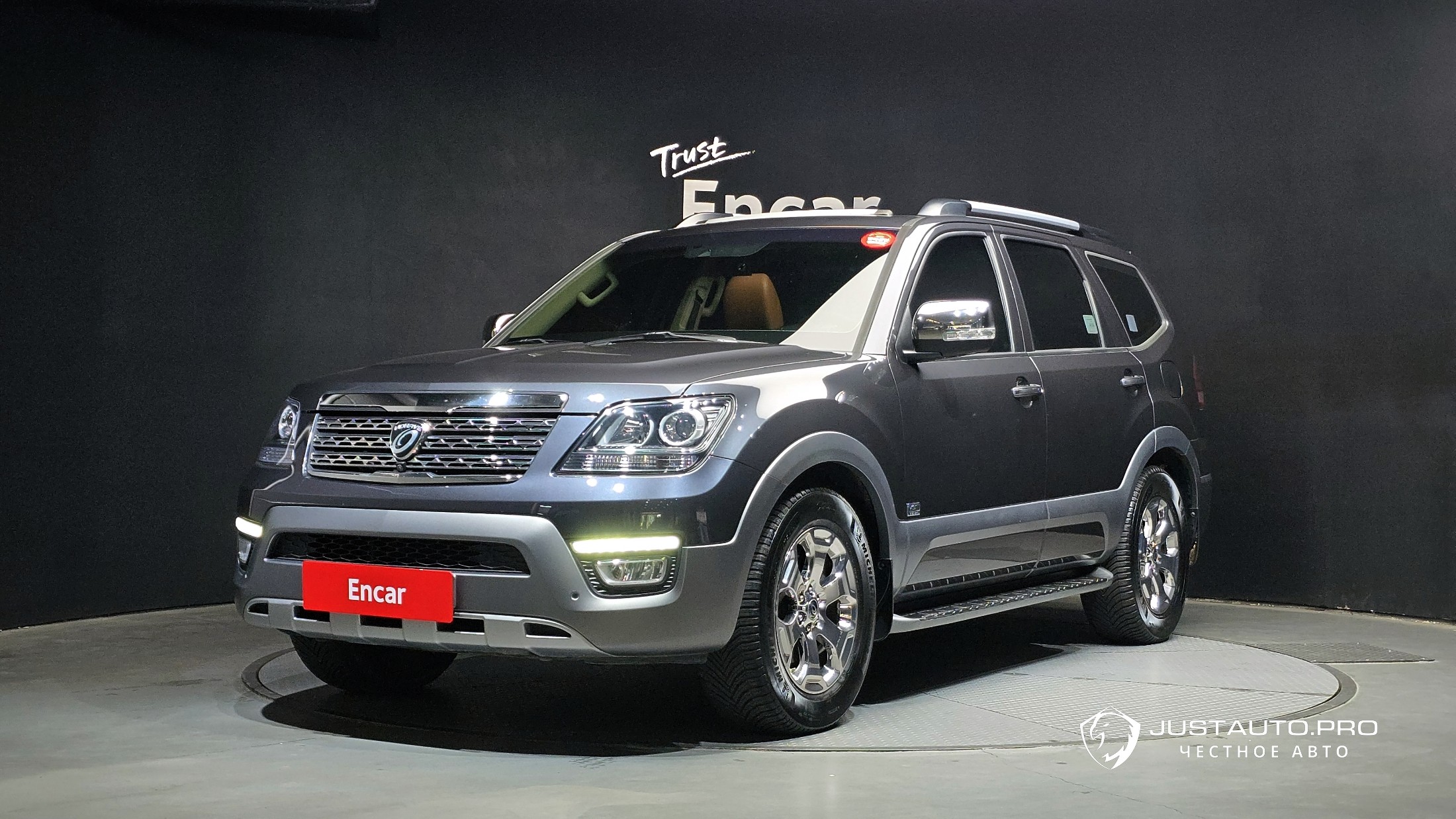 Автомобиль Kia Mohave