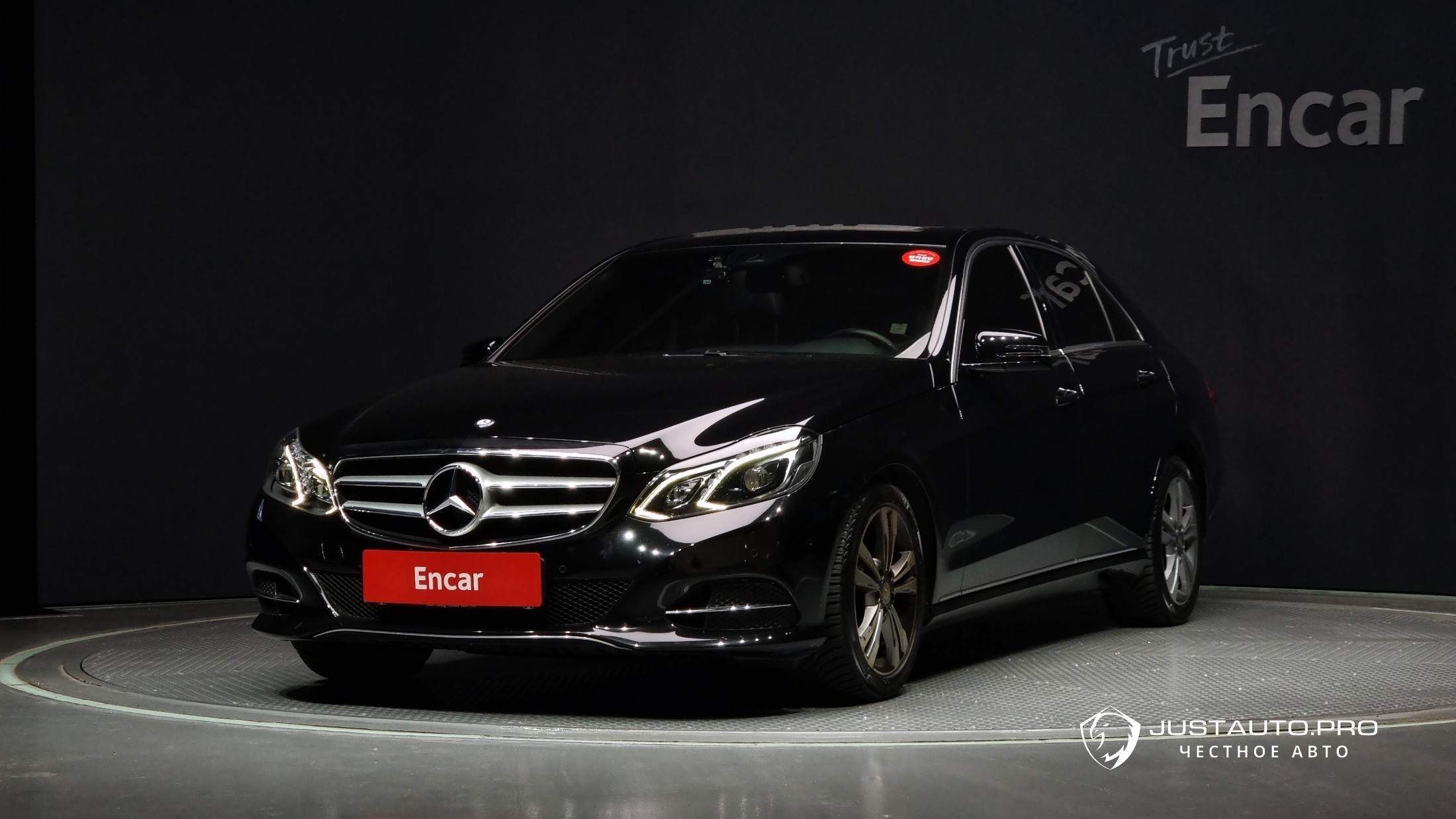 Автомобиль Mercedes-Benz E-Class