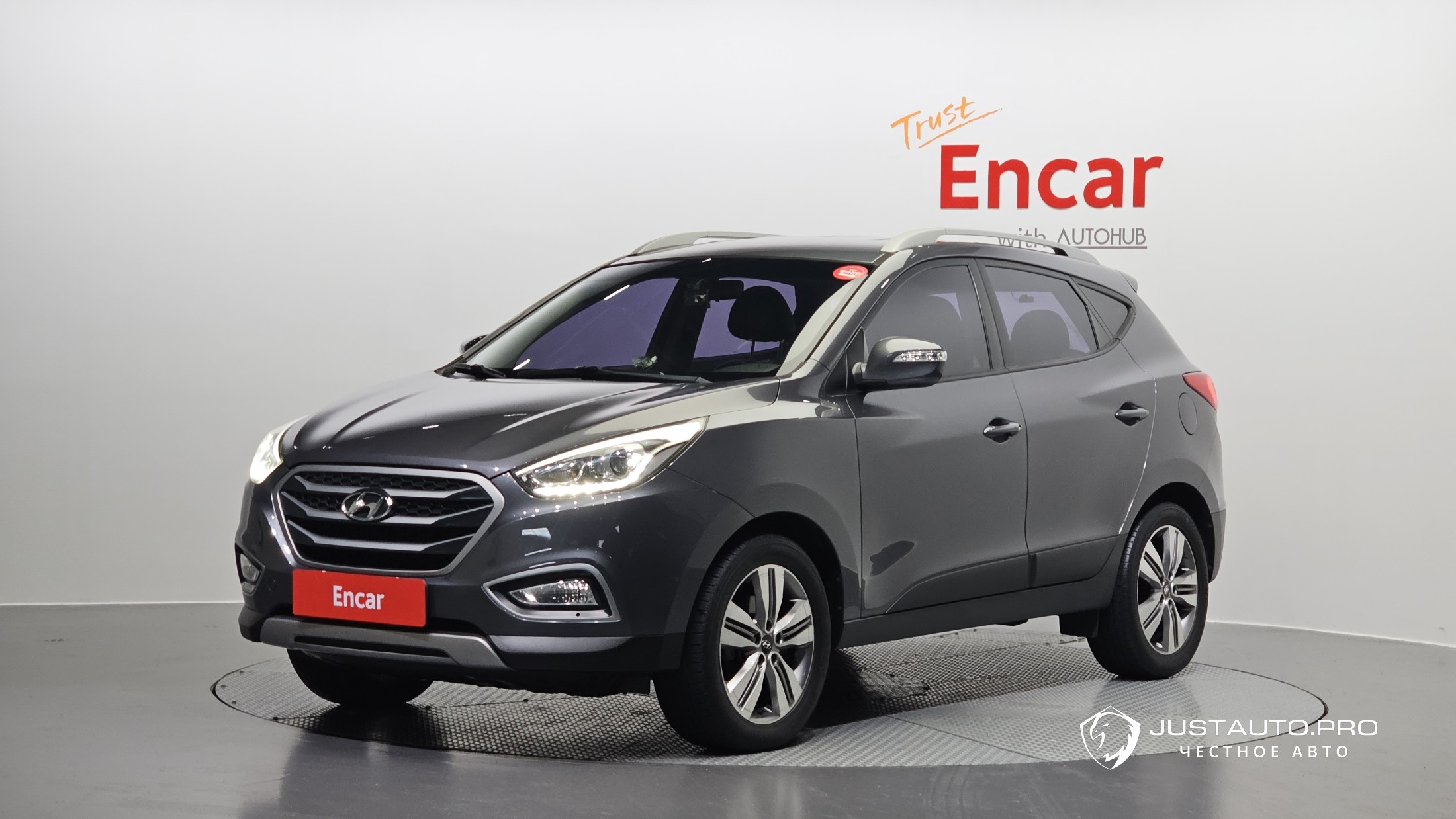Автомобиль Hyundai Tucson
