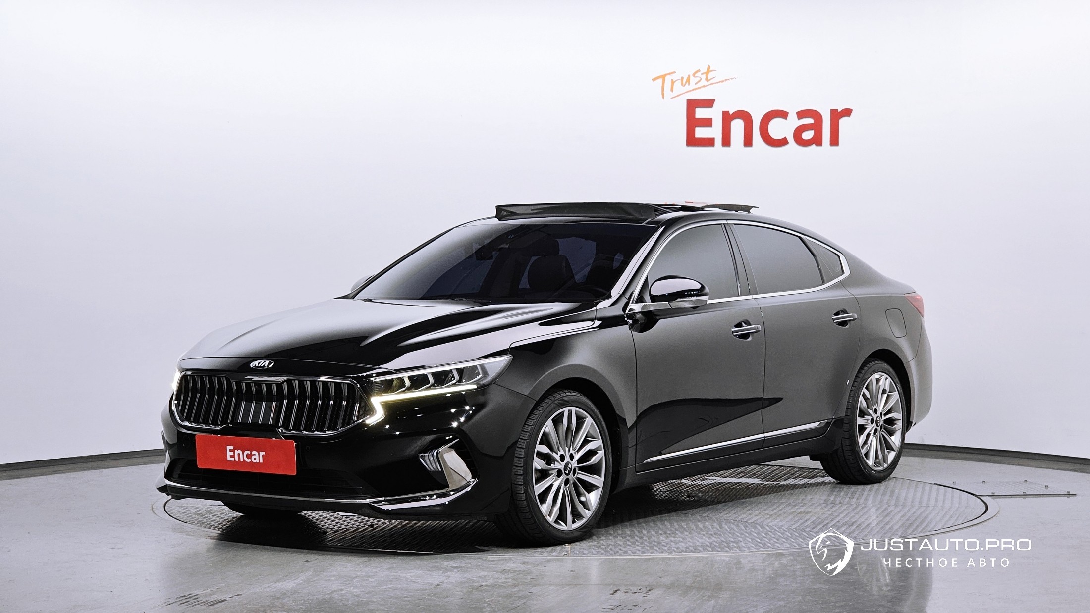 Автомобиль Kia K7