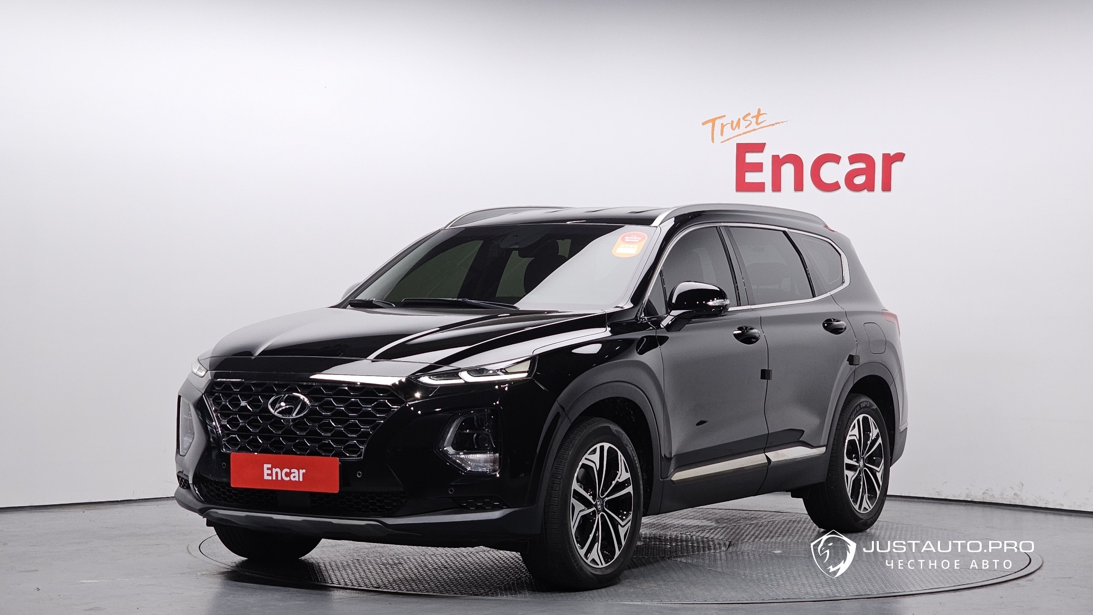 Автомобиль Hyundai Santafe