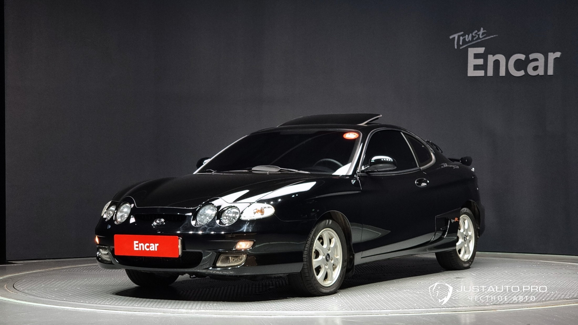 Автомобиль Hyundai Tiburon