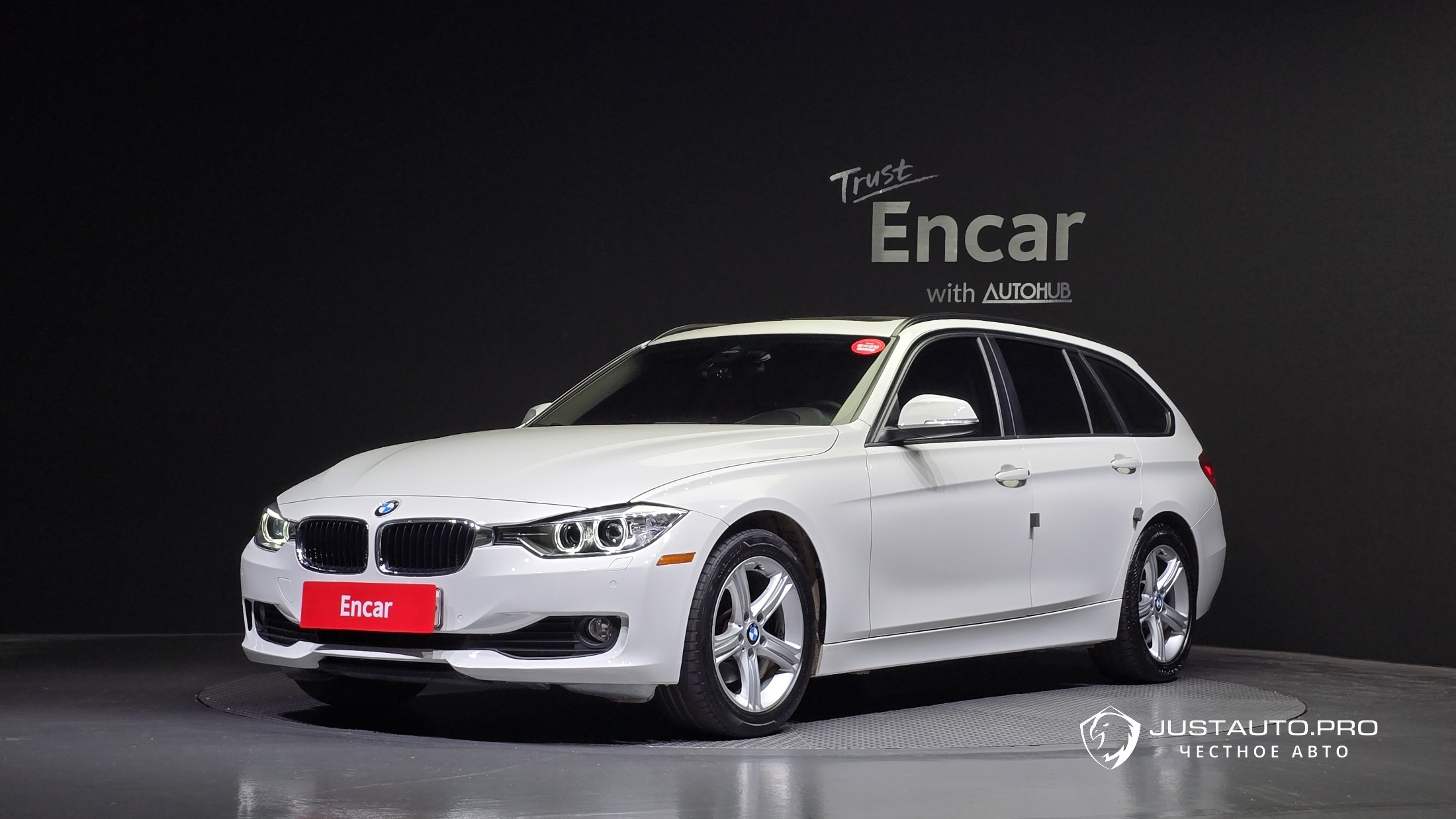 Автомобиль BMW 3-Series