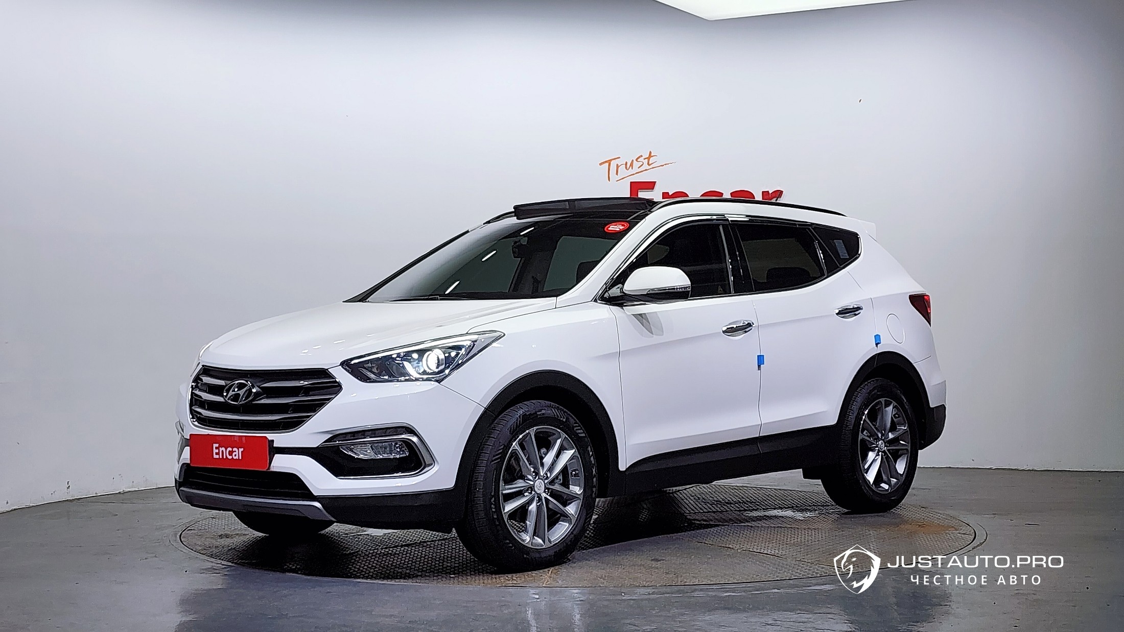 Автомобиль Hyundai Santafe