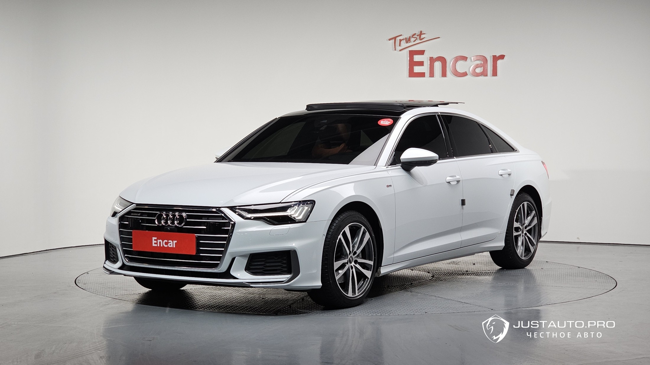 Автомобиль Audi A6