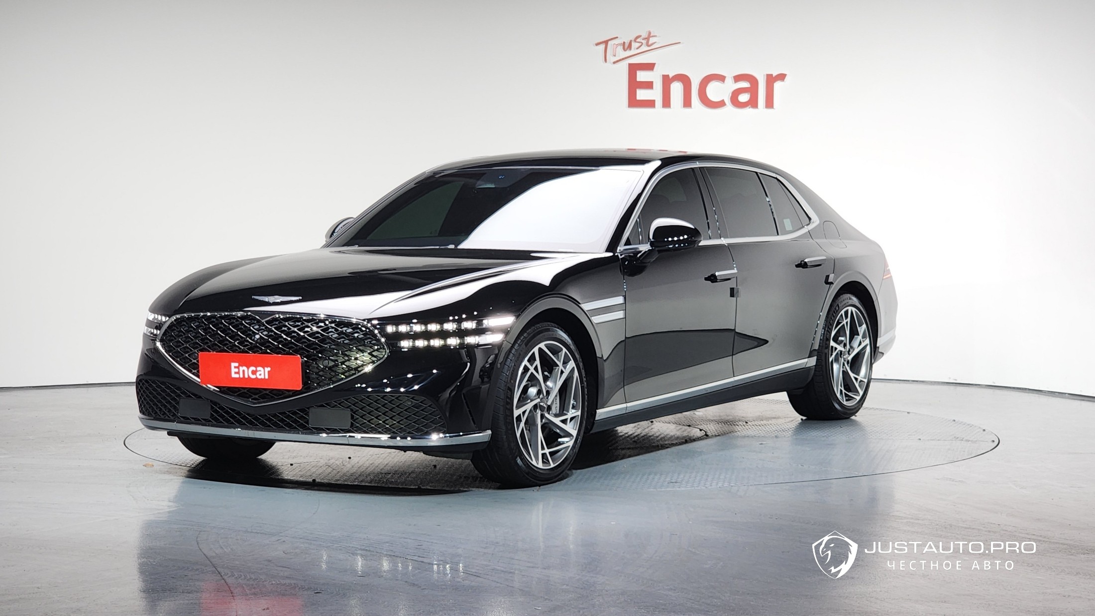 Автомобиль Genesis G90