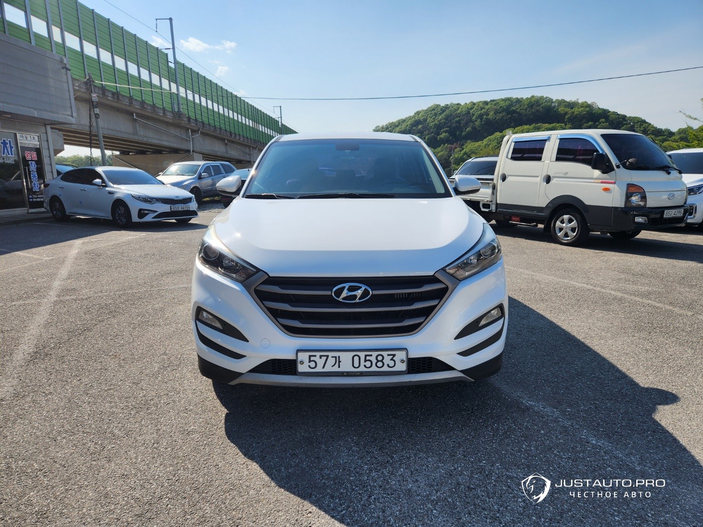 Автомобиль Hyundai Tucson