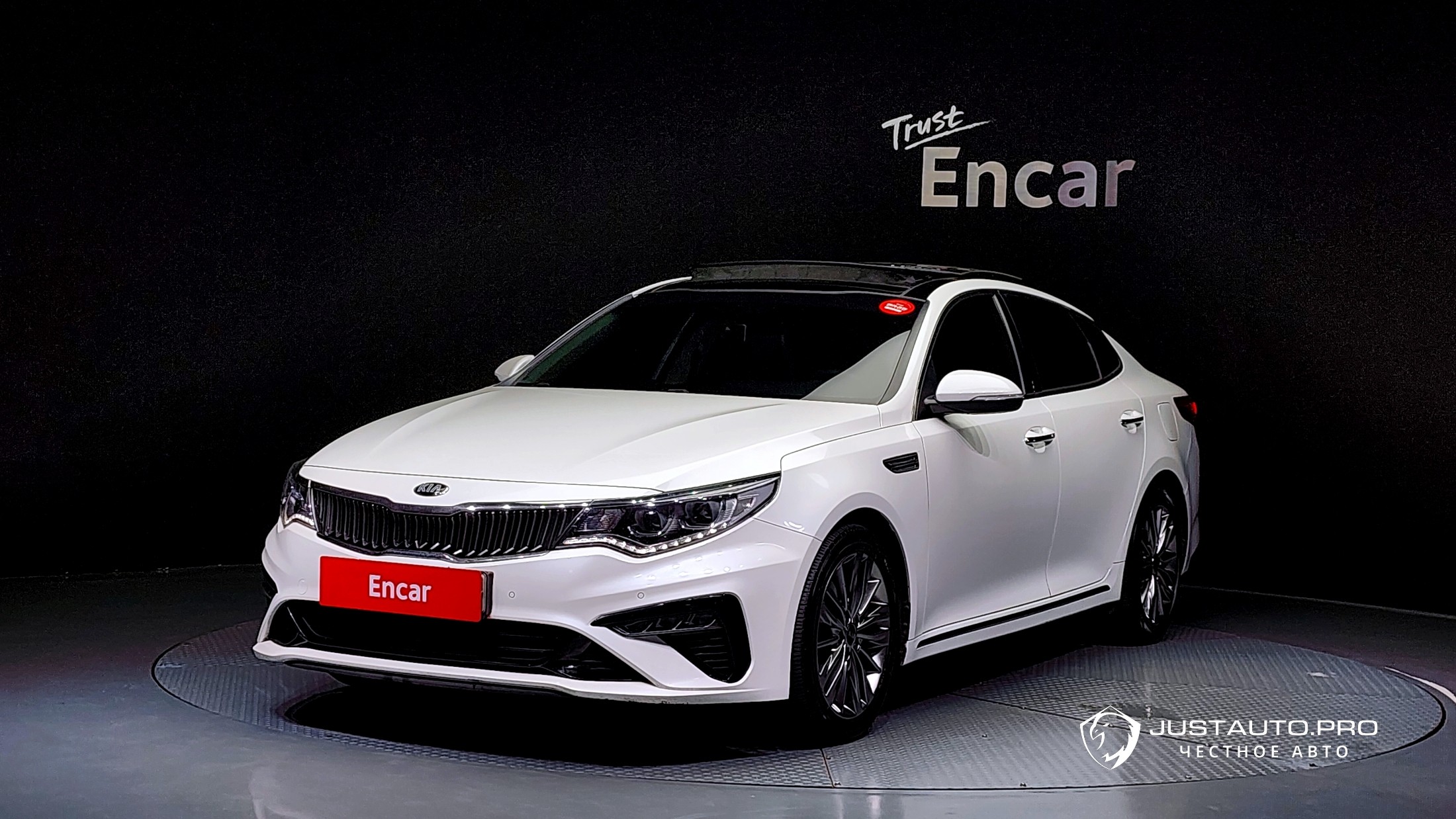 Автомобиль Kia K5