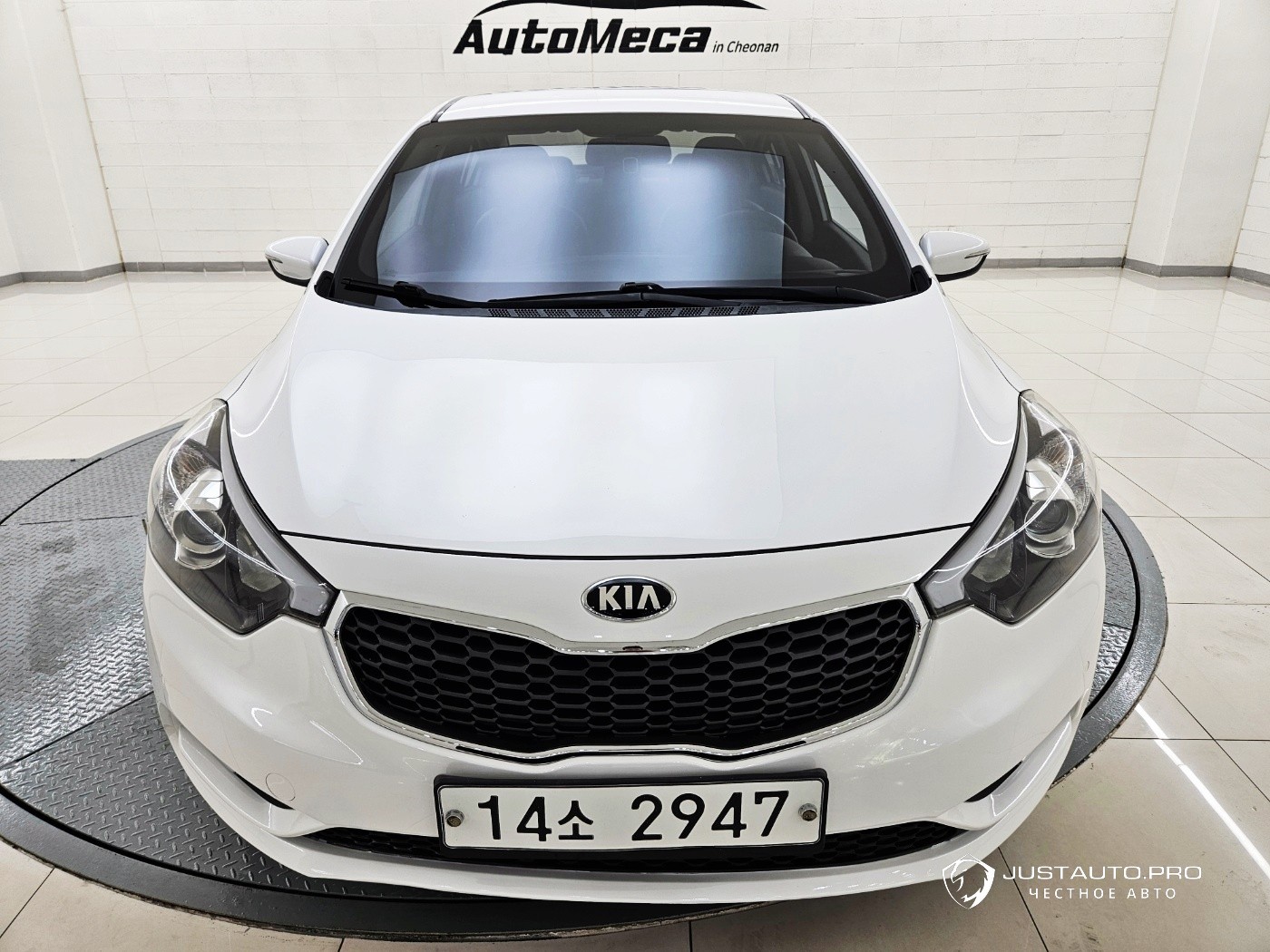 Автомобиль Kia K3