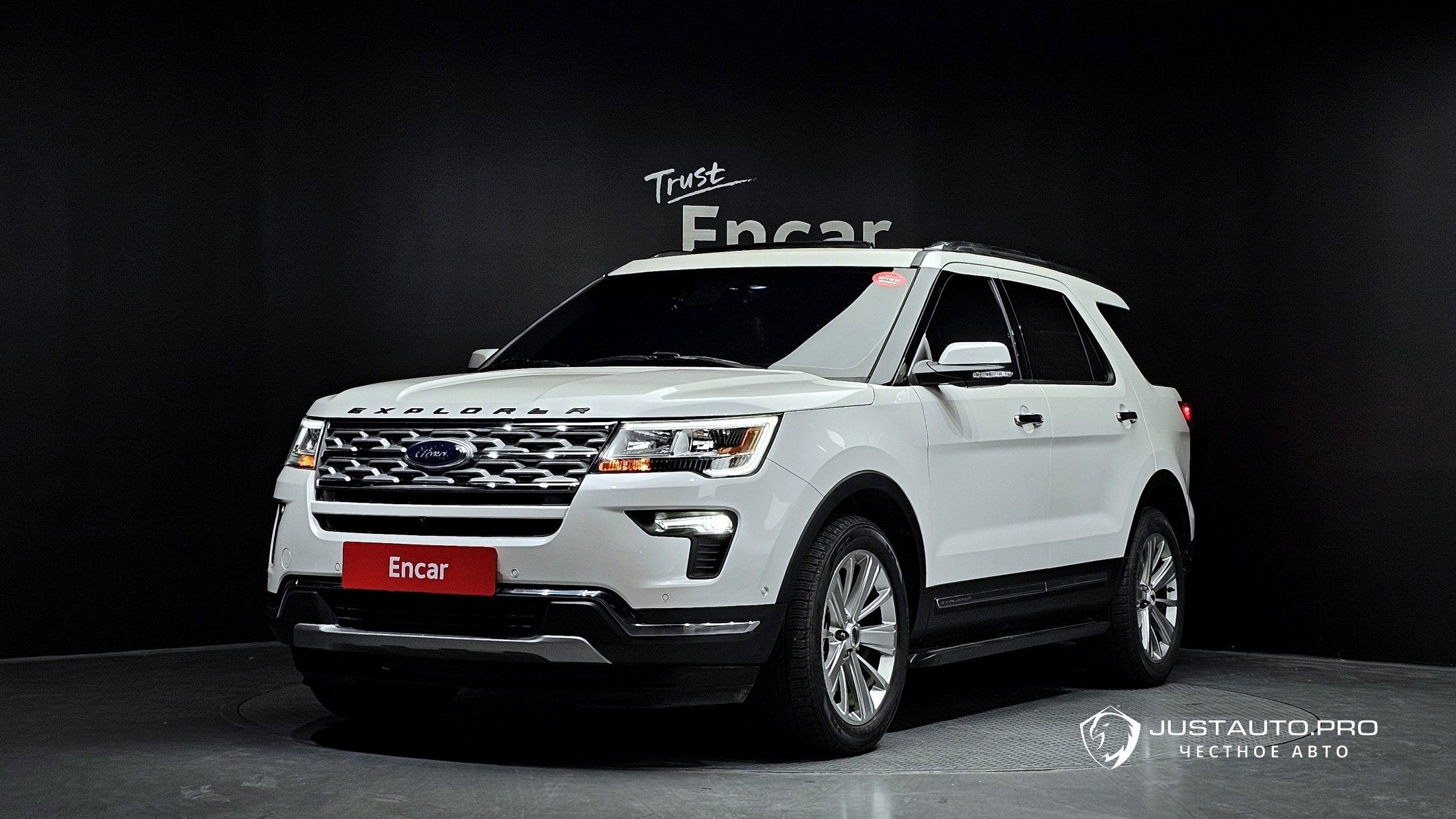 Автомобиль Ford Explorer