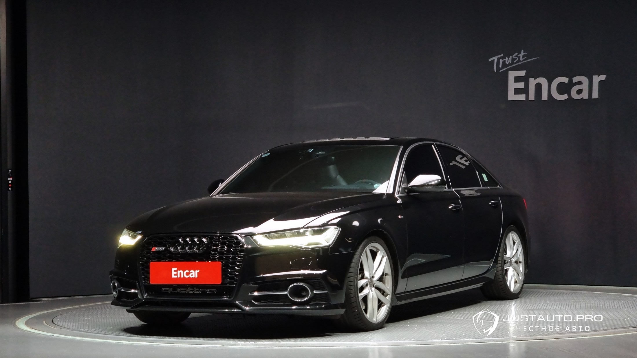 Автомобиль Audi A6