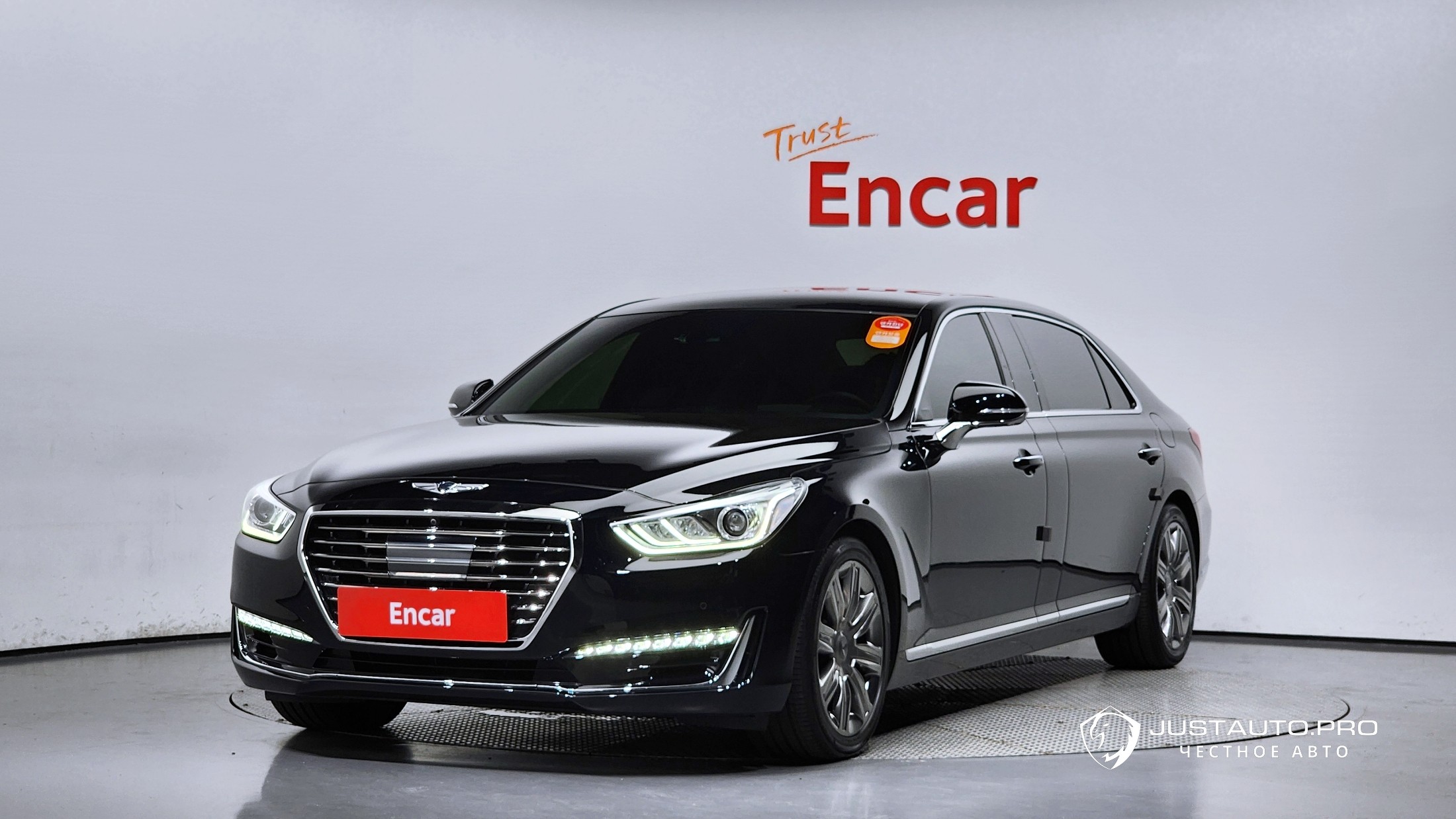 Автомобиль Genesis EQ900