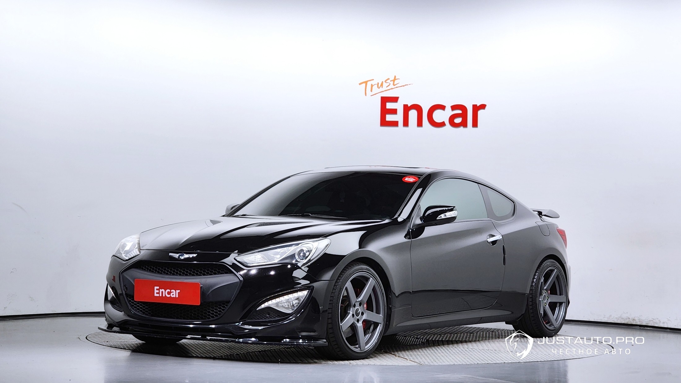 Автомобиль Hyundai Genesis