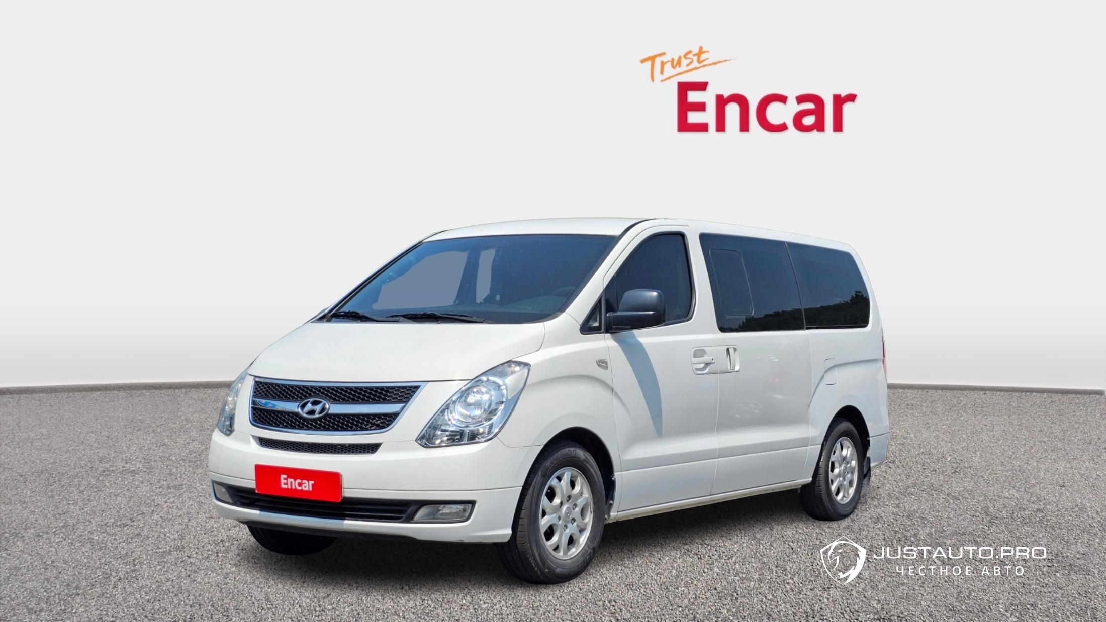 Автомобиль Hyundai Starex
