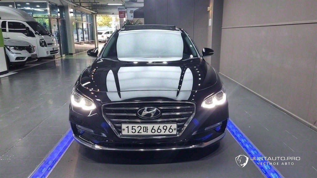Автомобиль Hyundai Grandeur