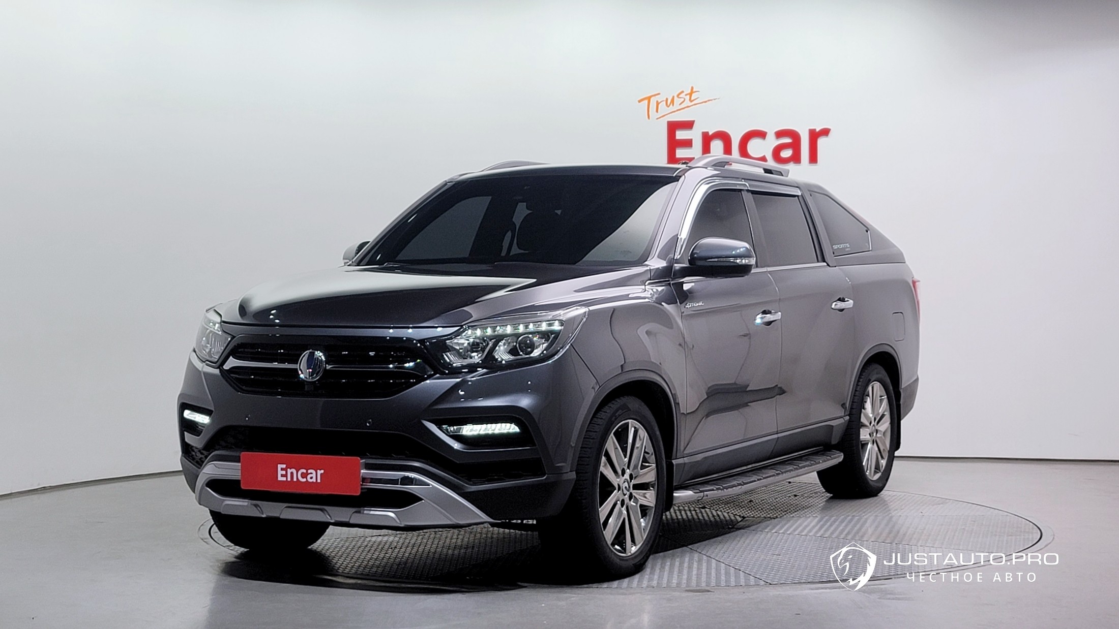 Автомобиль KG_Mobility_Ssangyong Rexton