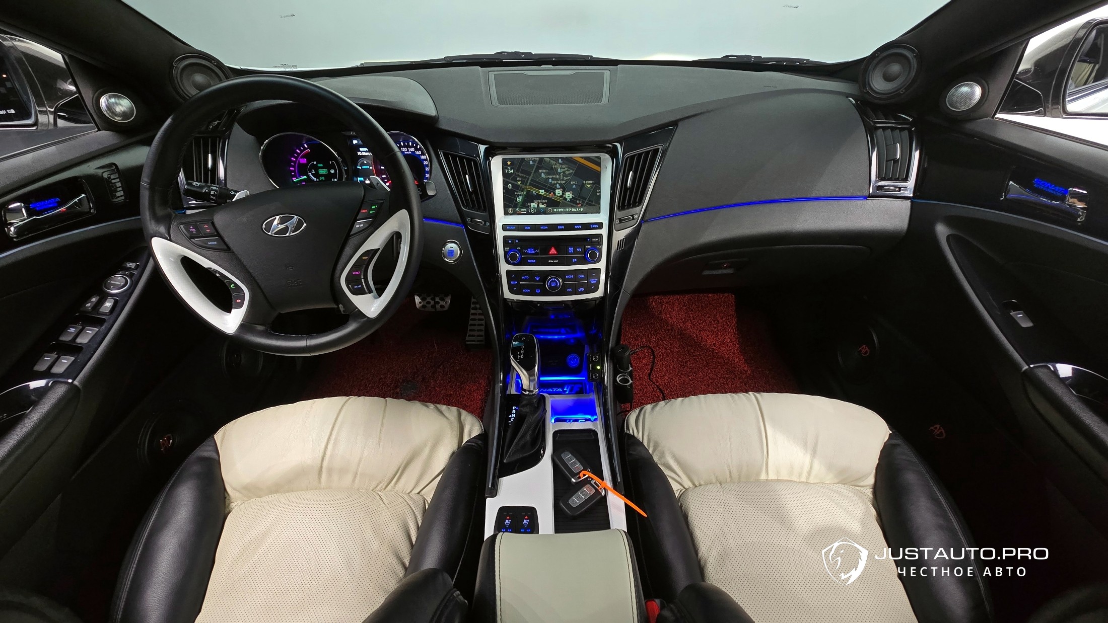 Автомобиль Hyundai Sonata