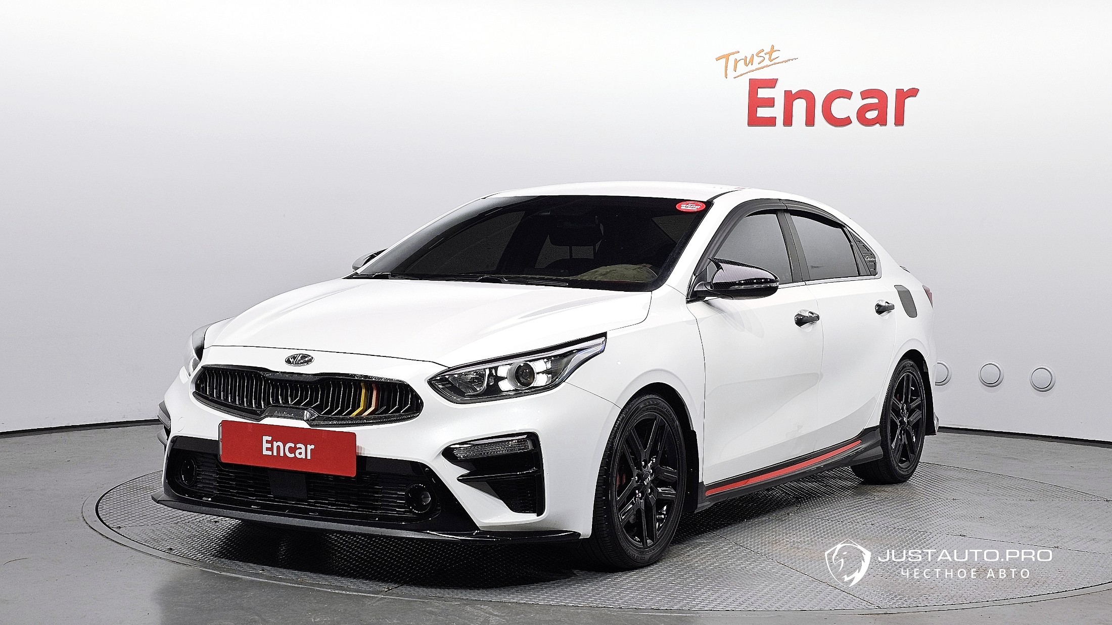 Автомобиль Kia K3