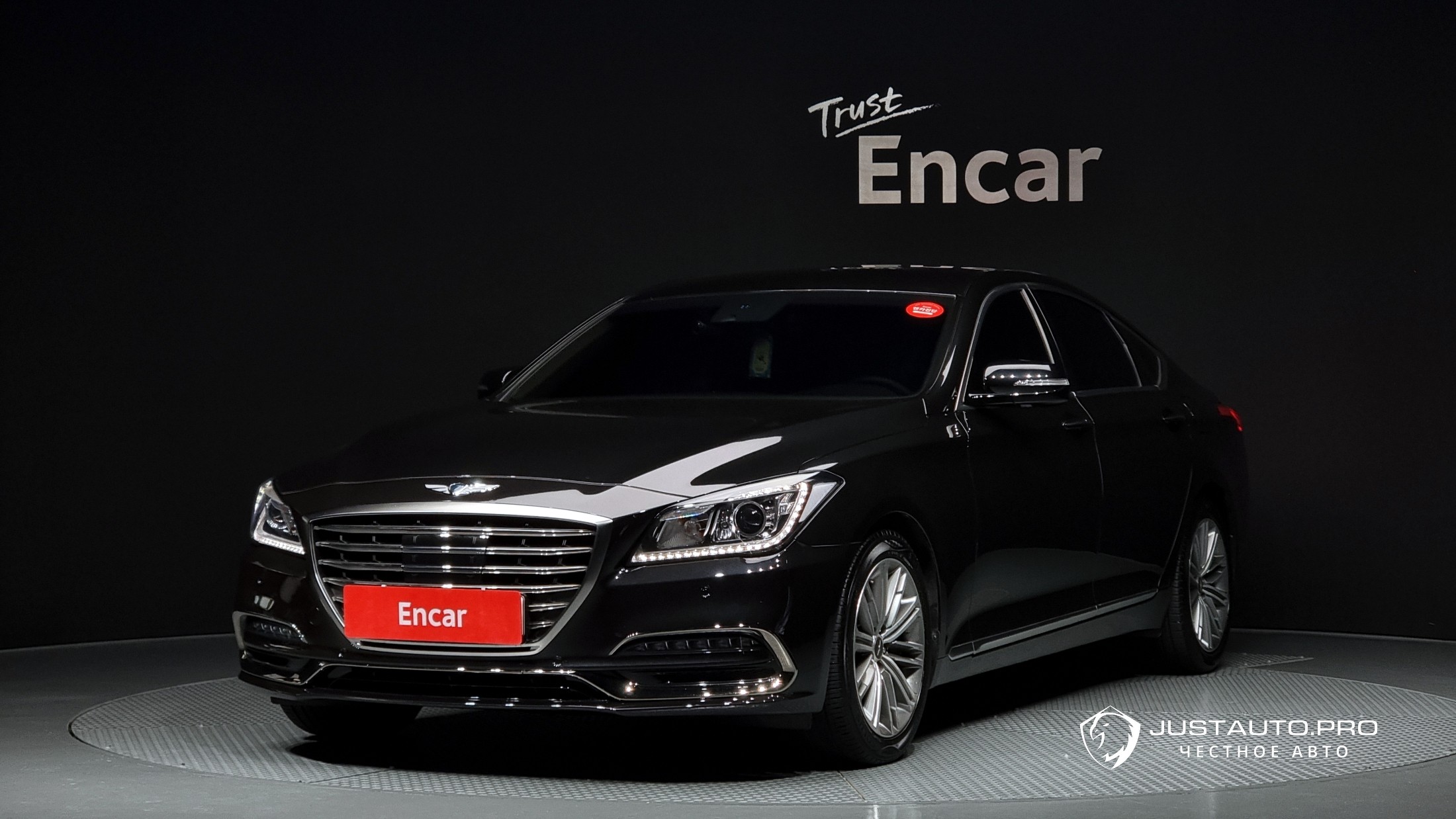 Автомобиль Genesis G80