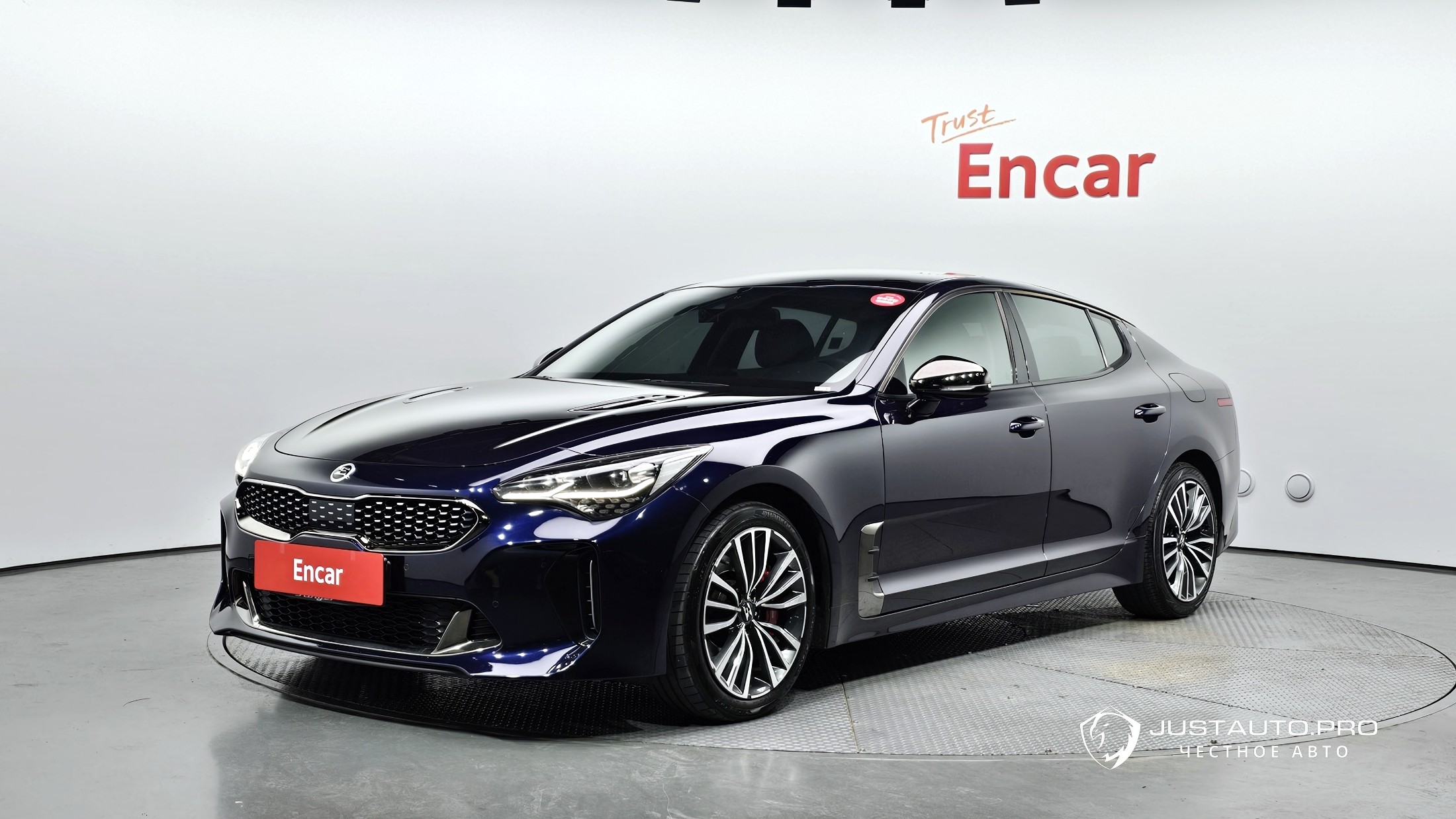 Автомобиль Kia Stinger
