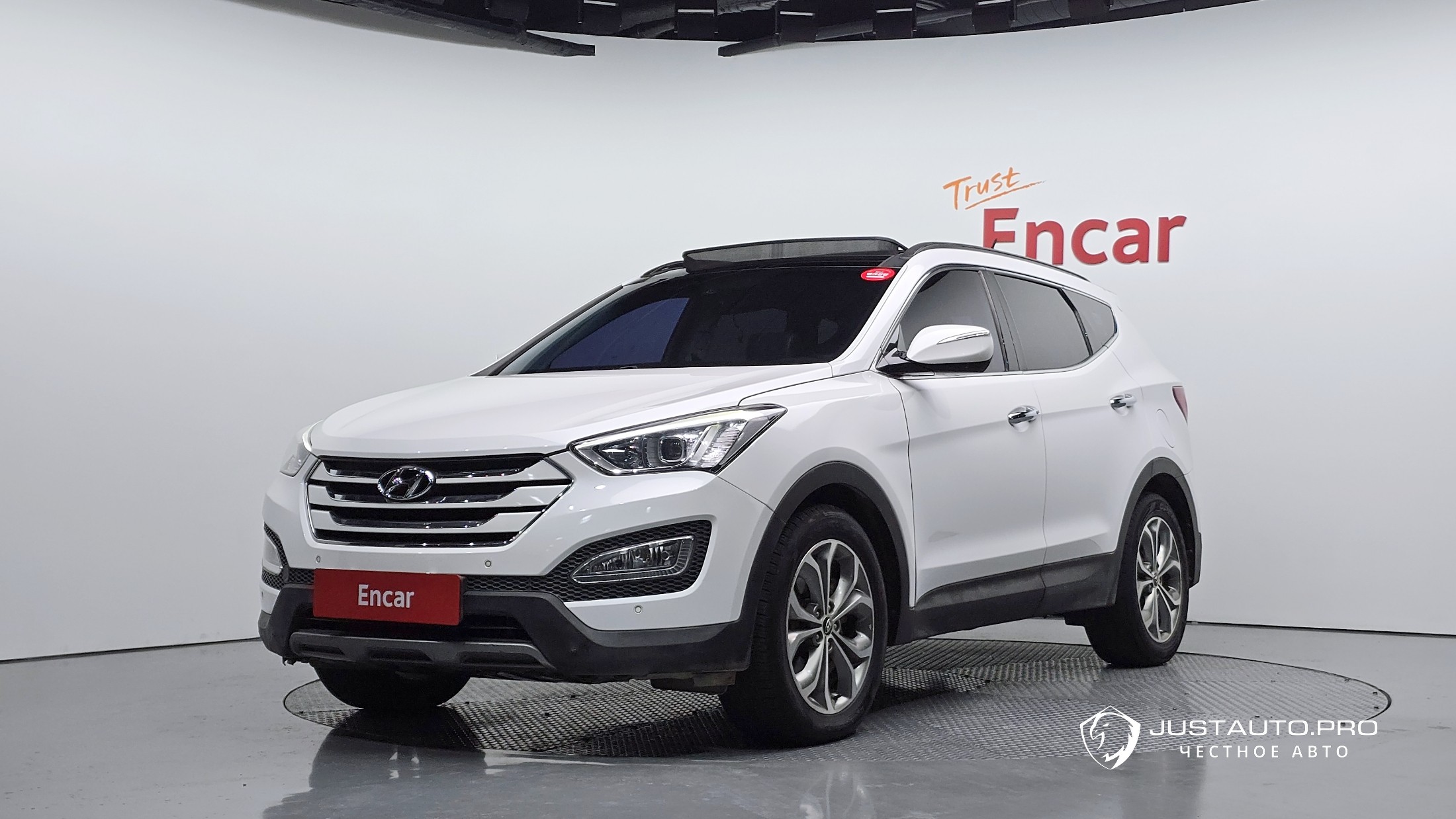 Автомобиль Hyundai Santafe