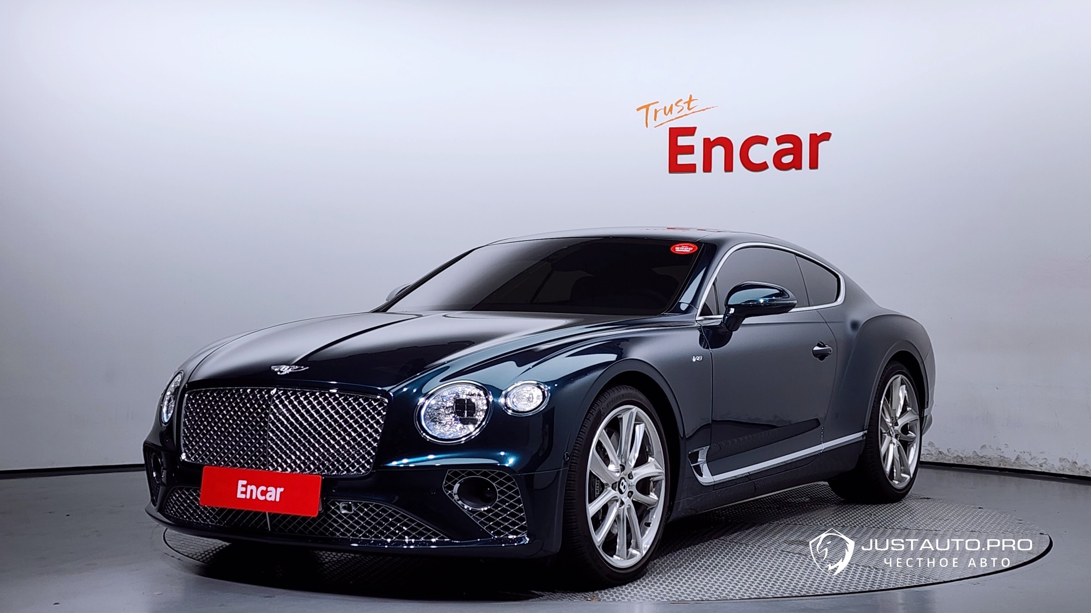 Автомобиль Bentley Continental