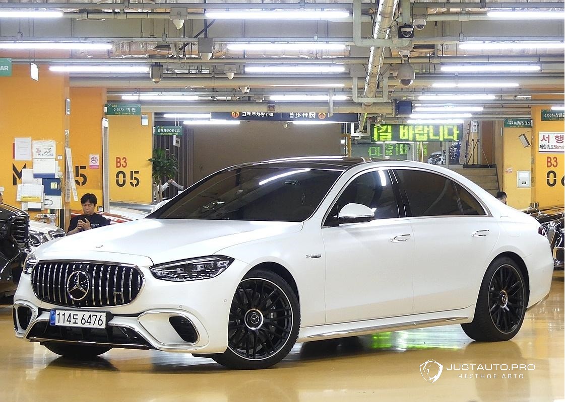 Автомобиль Mercedes-Benz S-Class