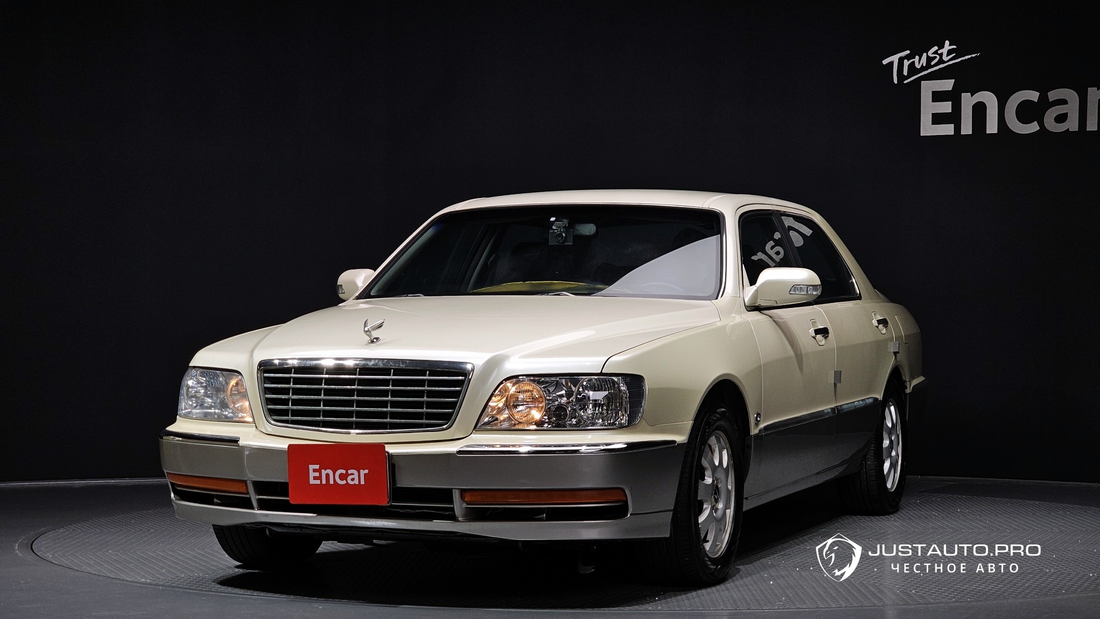Автомобиль Hyundai Equus