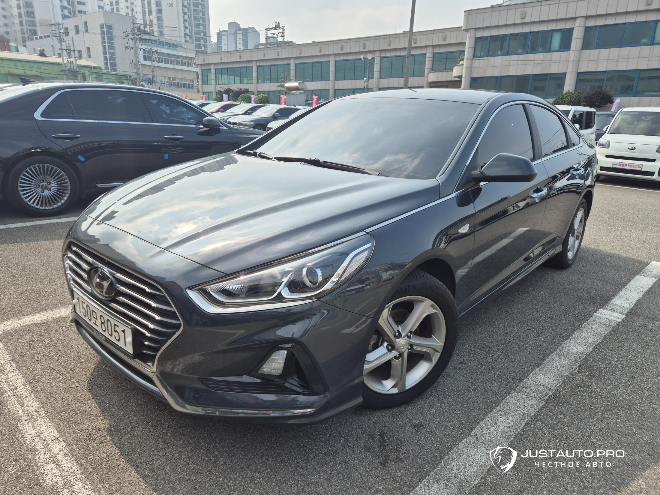 Автомобиль Hyundai Sonata