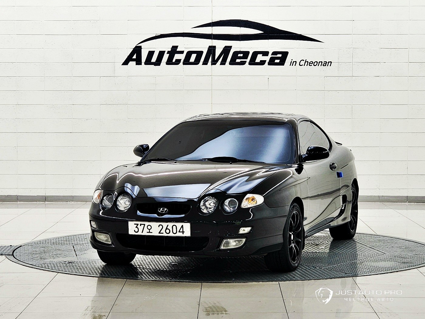 Автомобиль Hyundai Tiburon