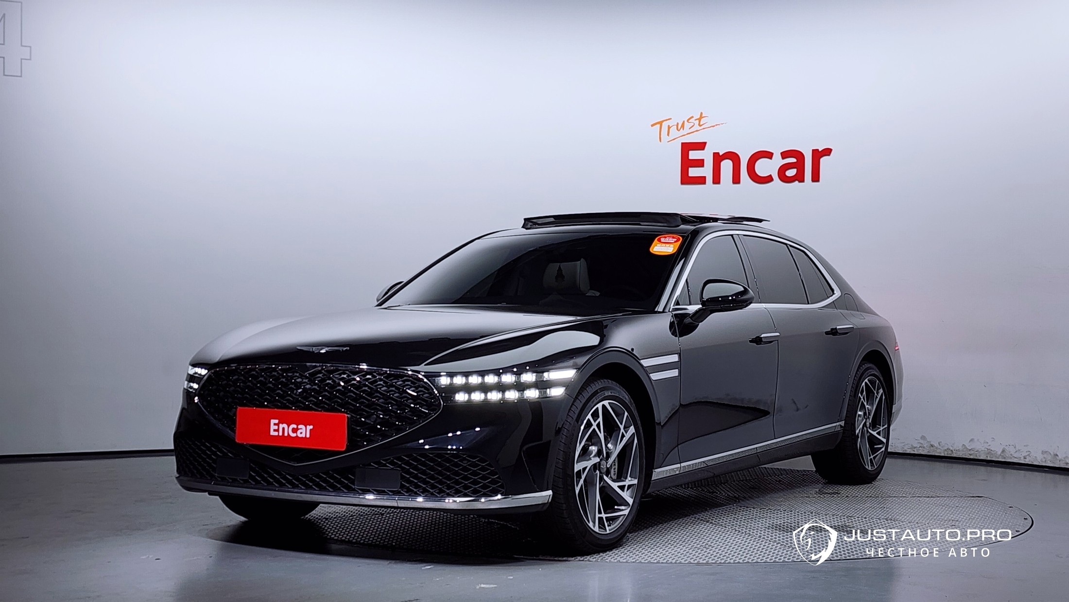 Автомобиль Genesis G90