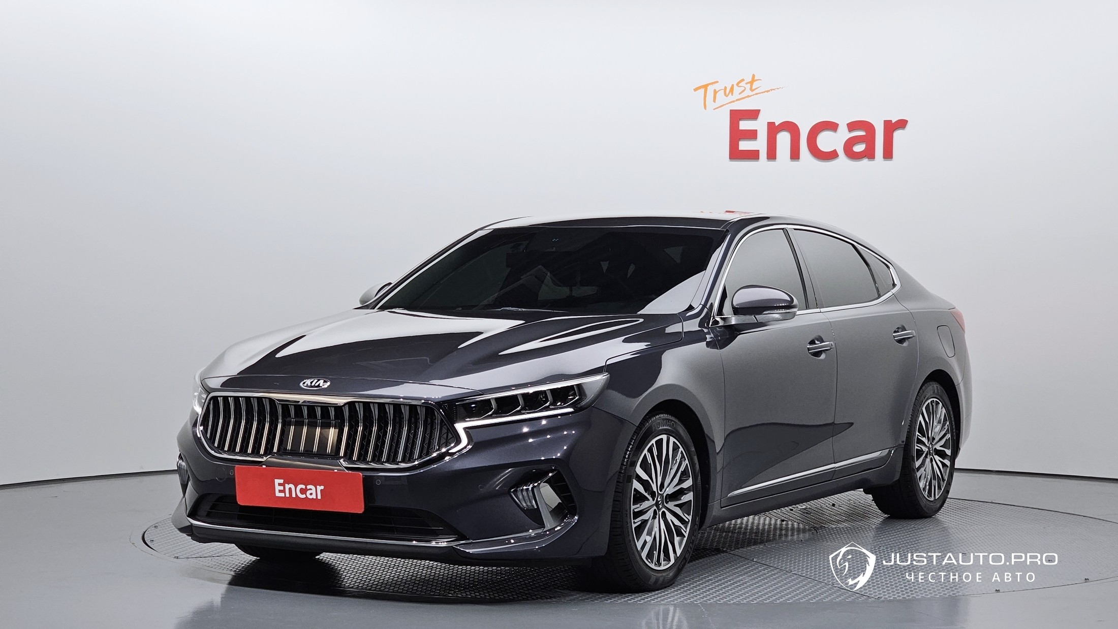 Автомобиль Kia K7