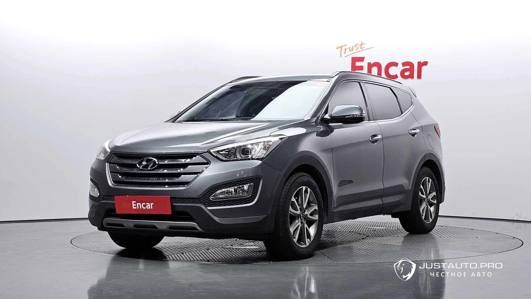 Автомобиль Hyundai Santafe