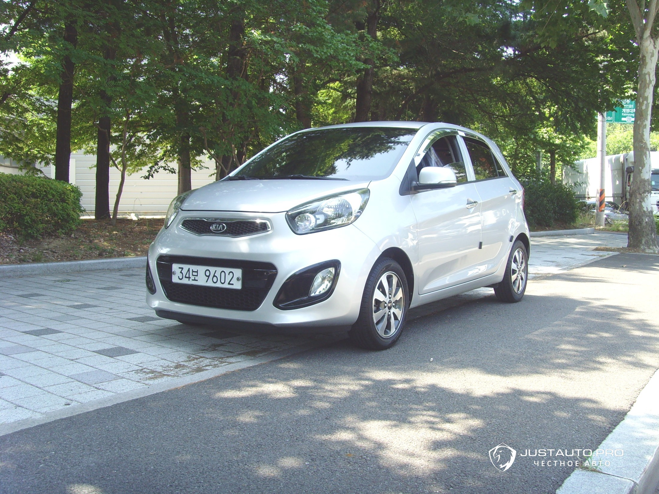 Автомобиль Kia morning