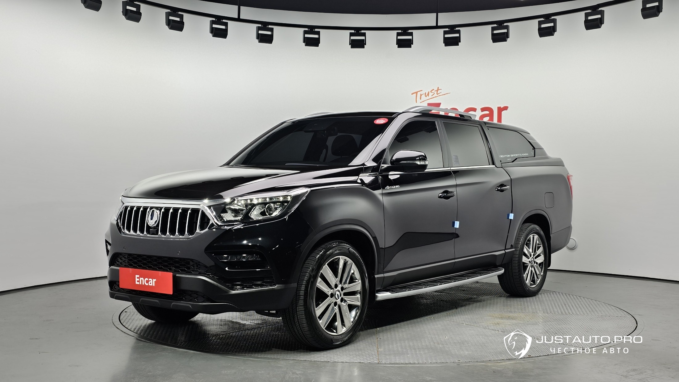 Автомобиль KG_Mobility_Ssangyong Rexton