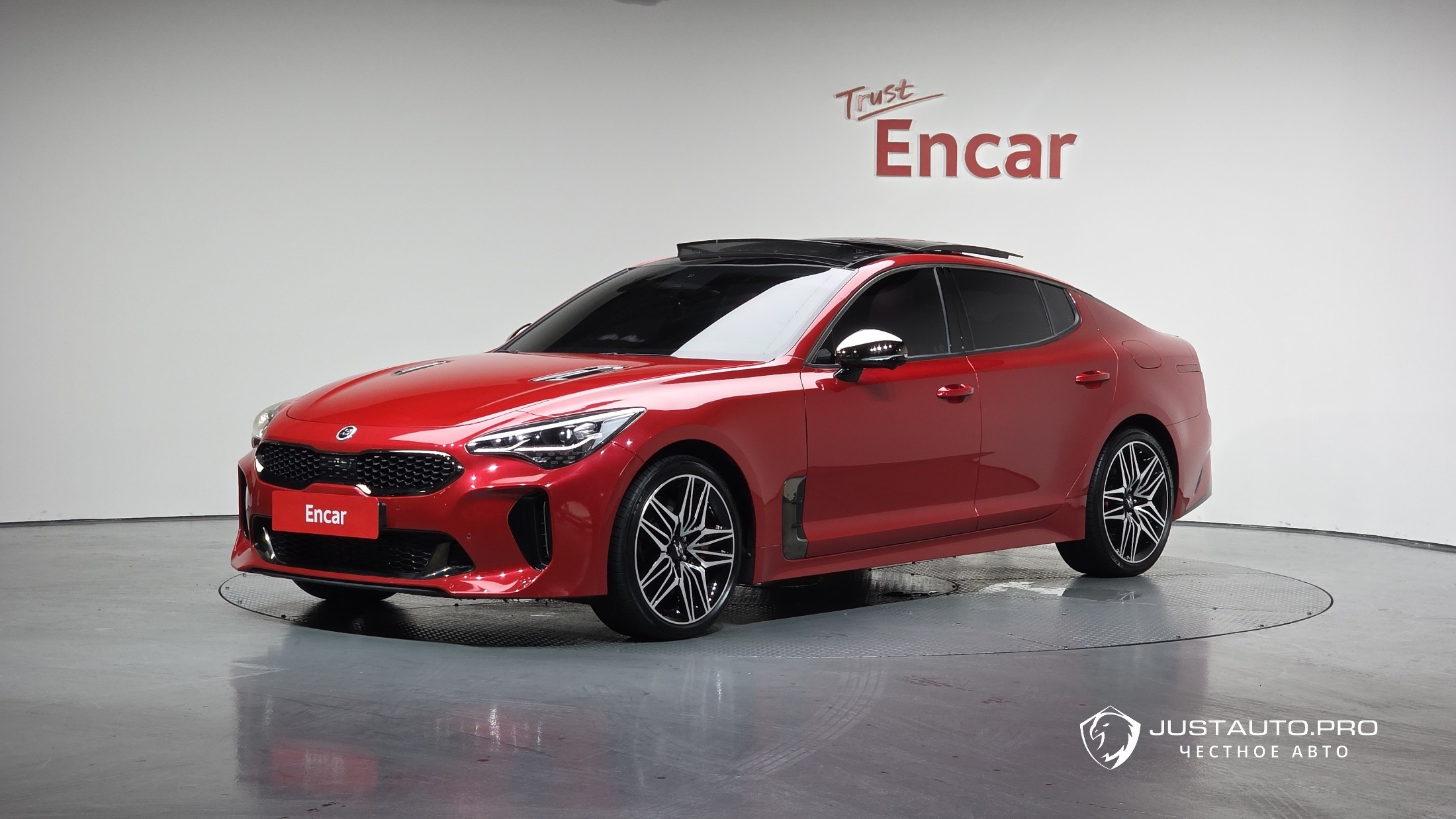 Автомобиль Kia Stinger