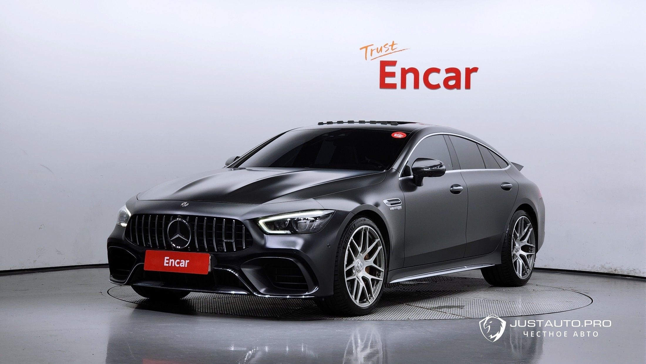 Автомобиль Mercedes-Benz AMG GT