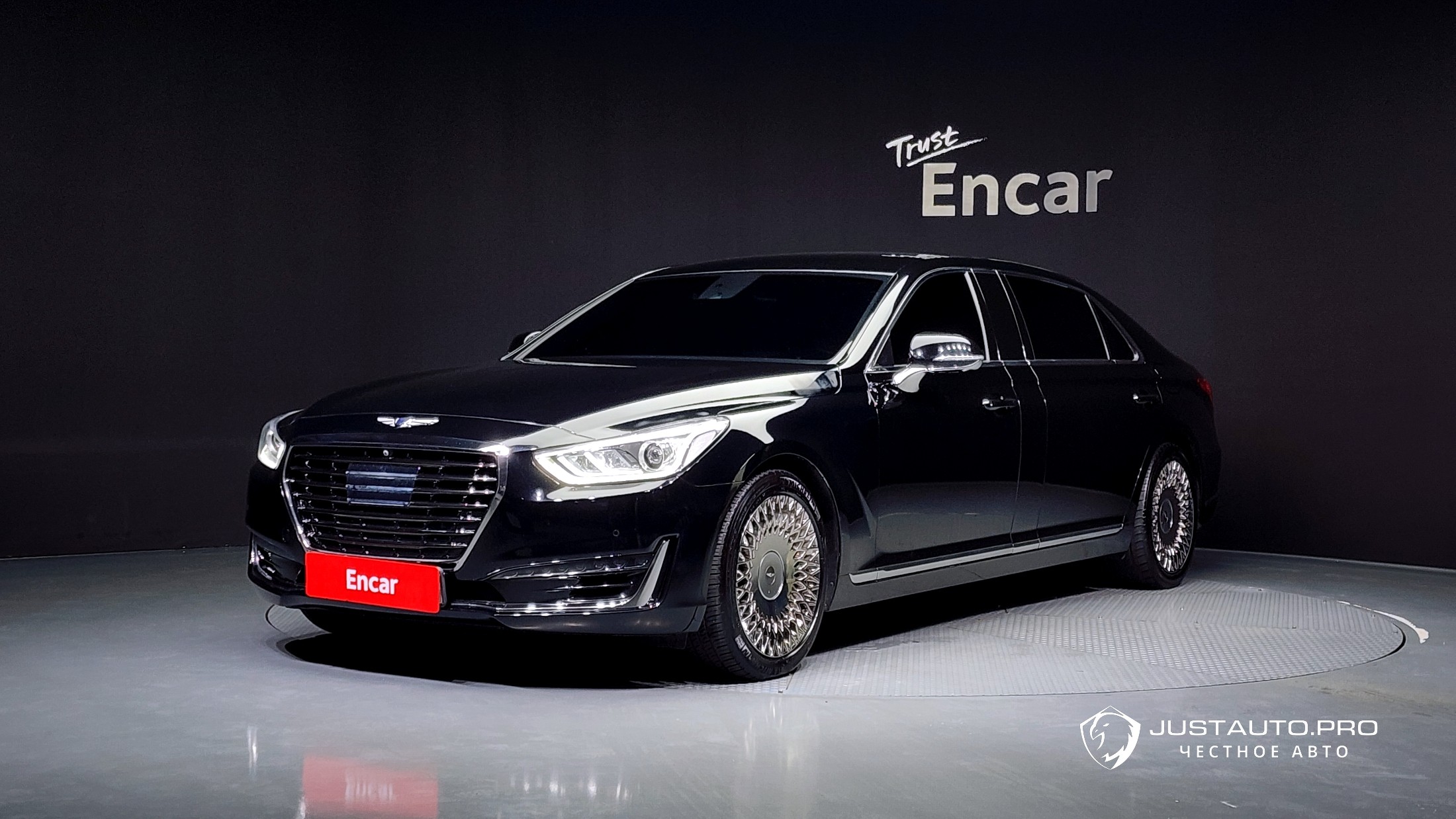 Автомобиль Genesis EQ900