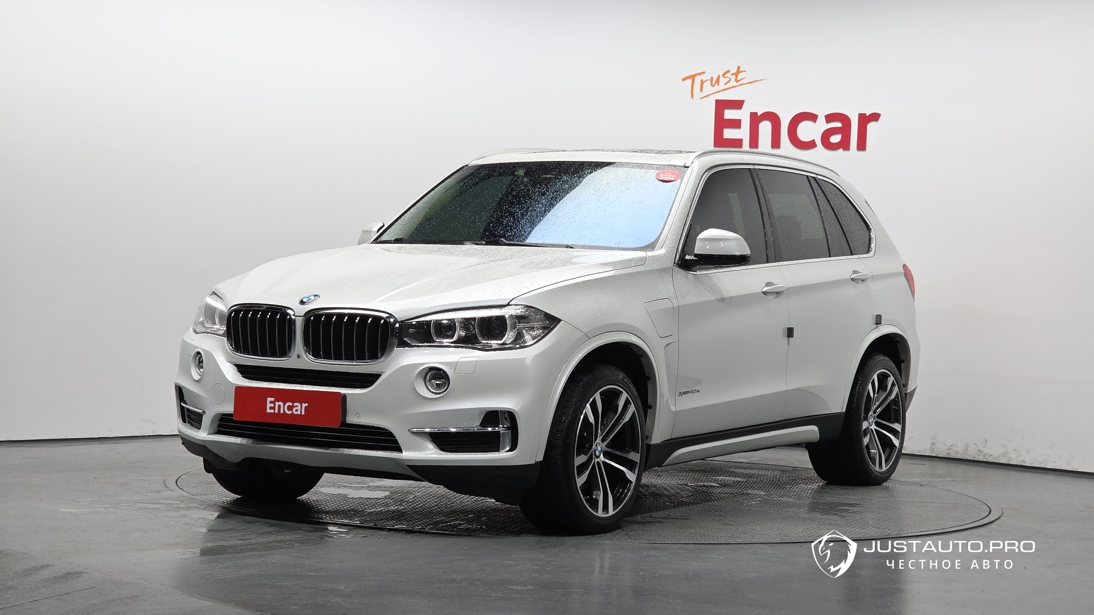 Автомобиль BMW X5