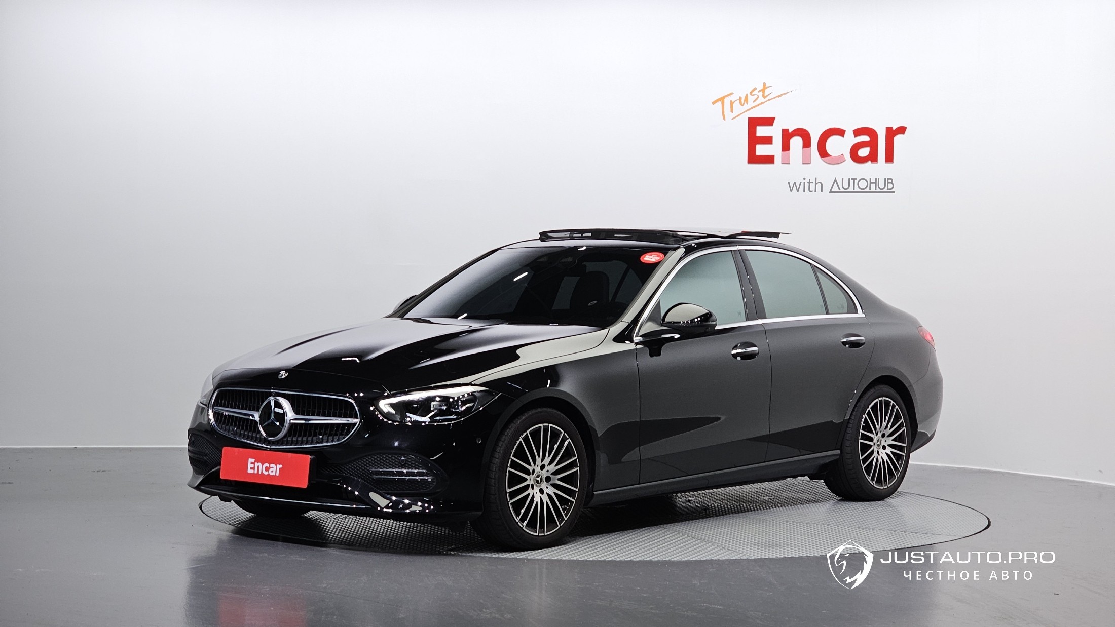 Автомобиль Mercedes-Benz C-Class