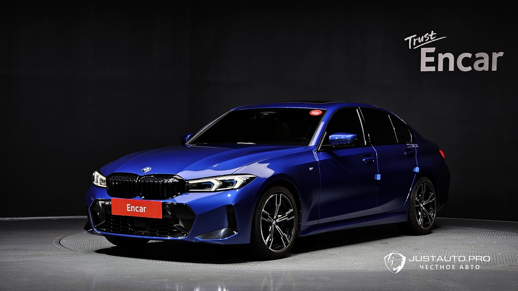 Автомобиль BMW 3-Series