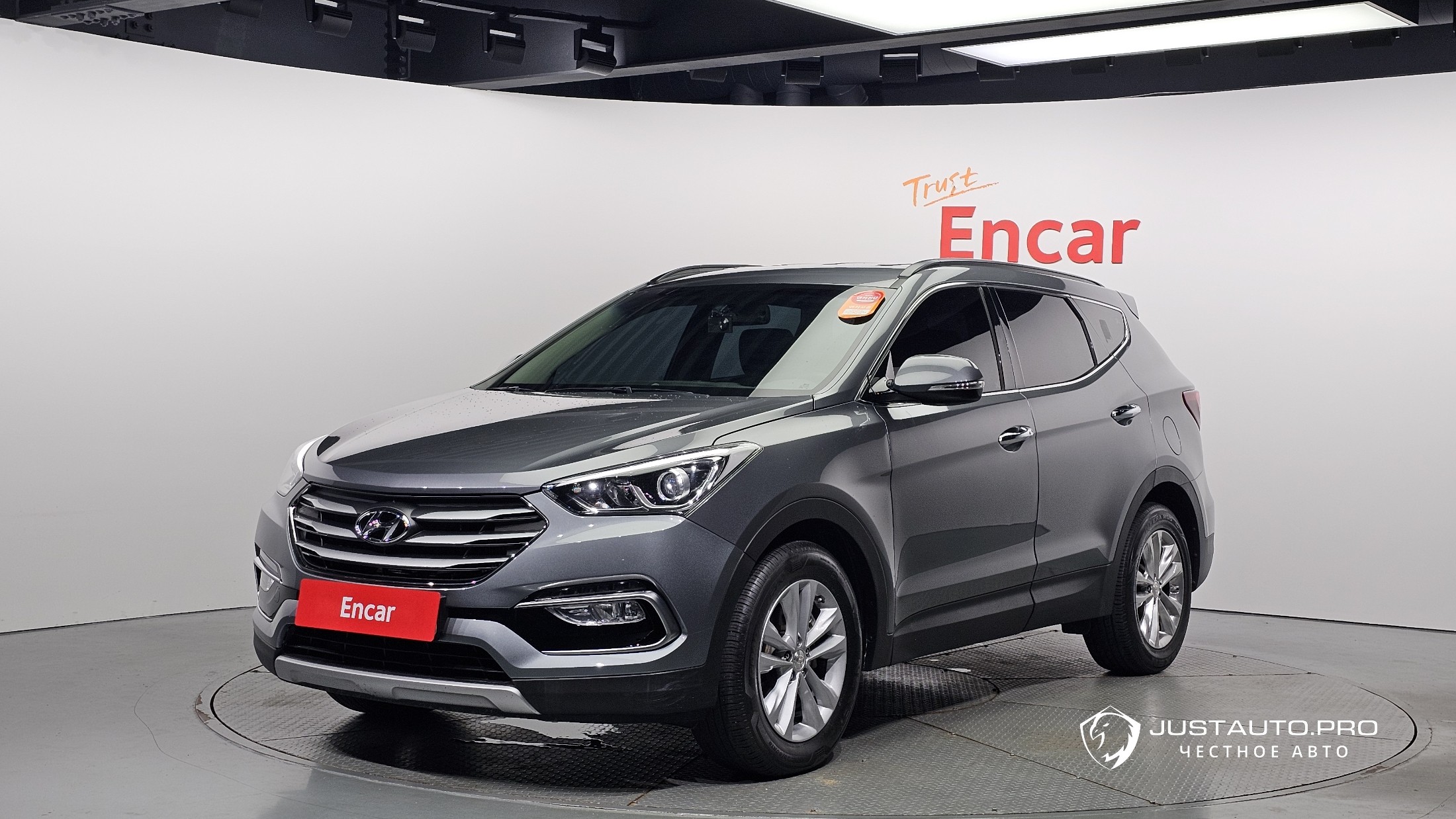 Автомобиль Hyundai Santafe