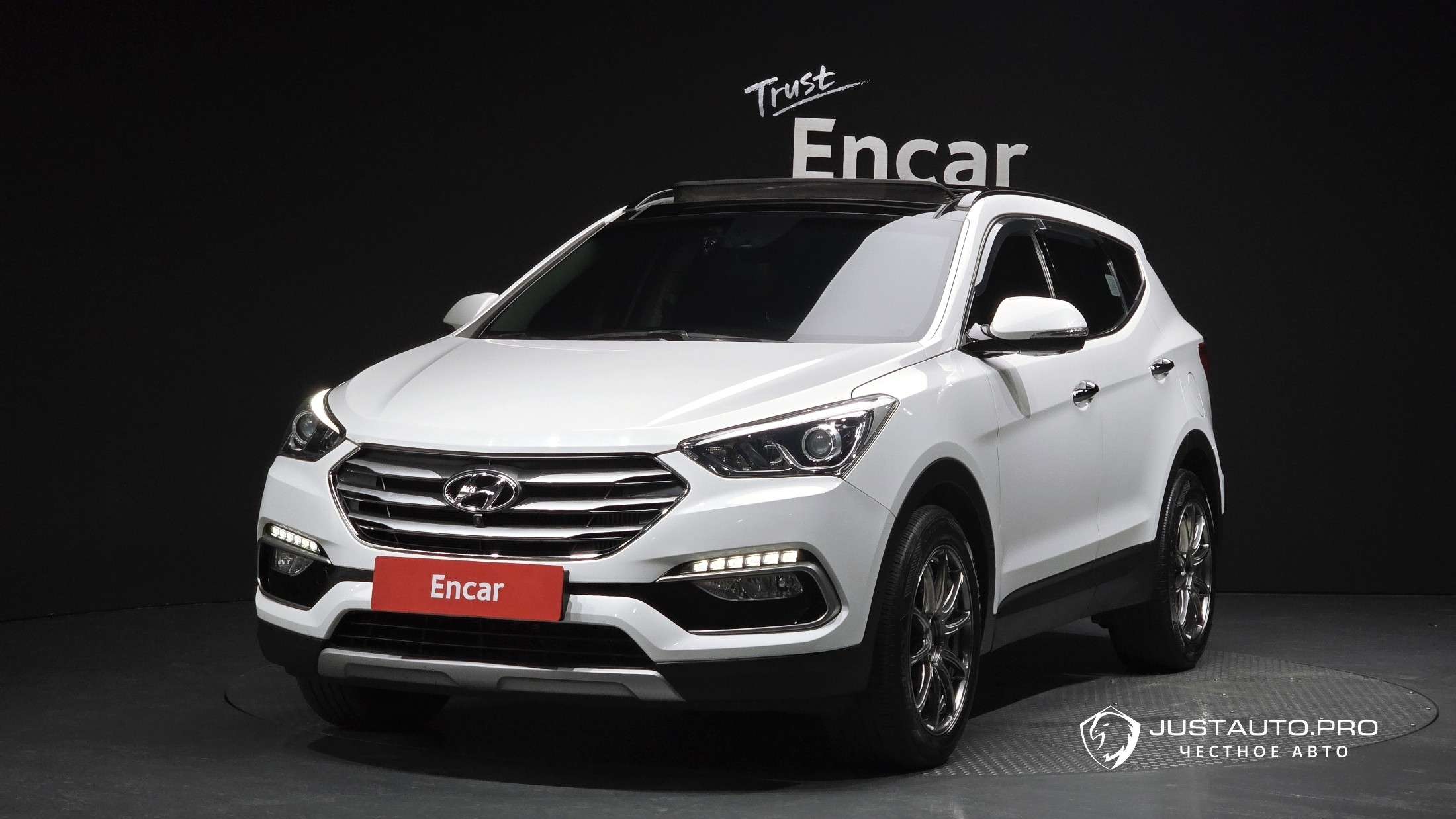 Автомобиль Hyundai Santafe