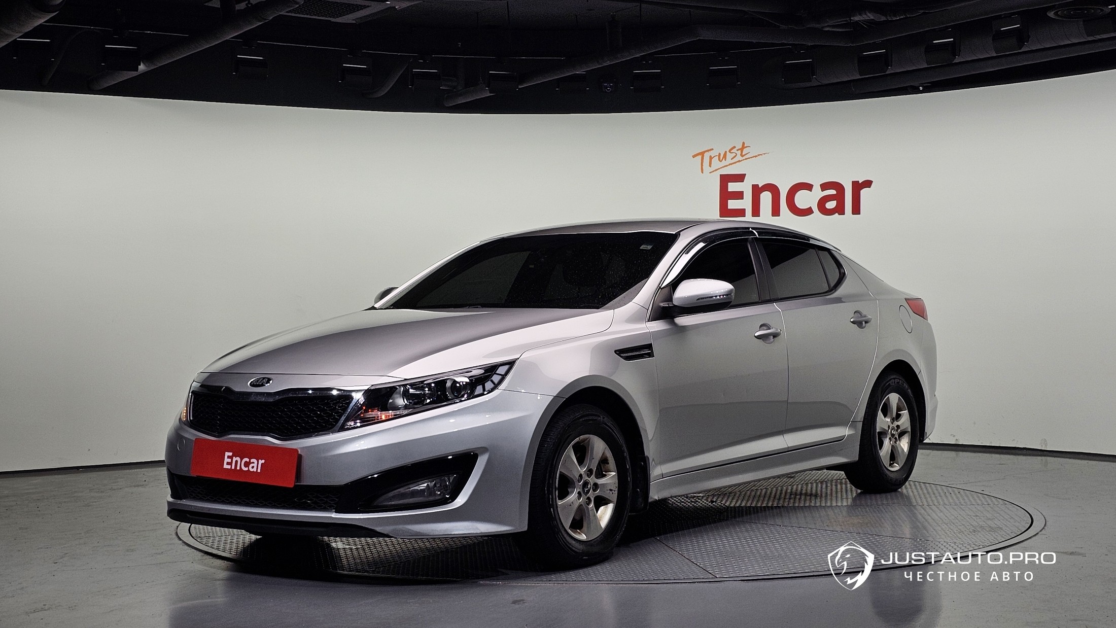 Автомобиль Kia K5