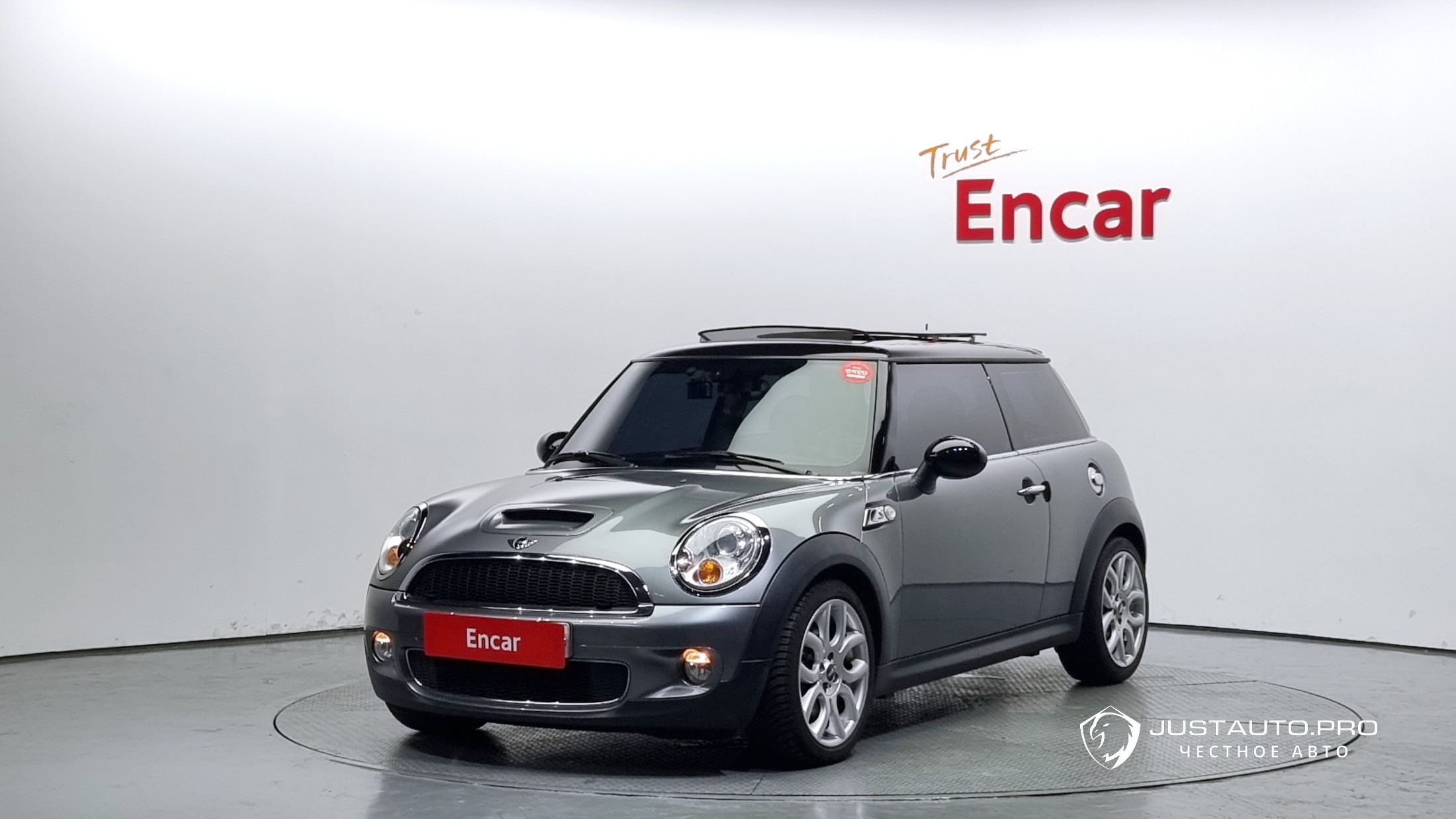Автомобиль Mini Cooper