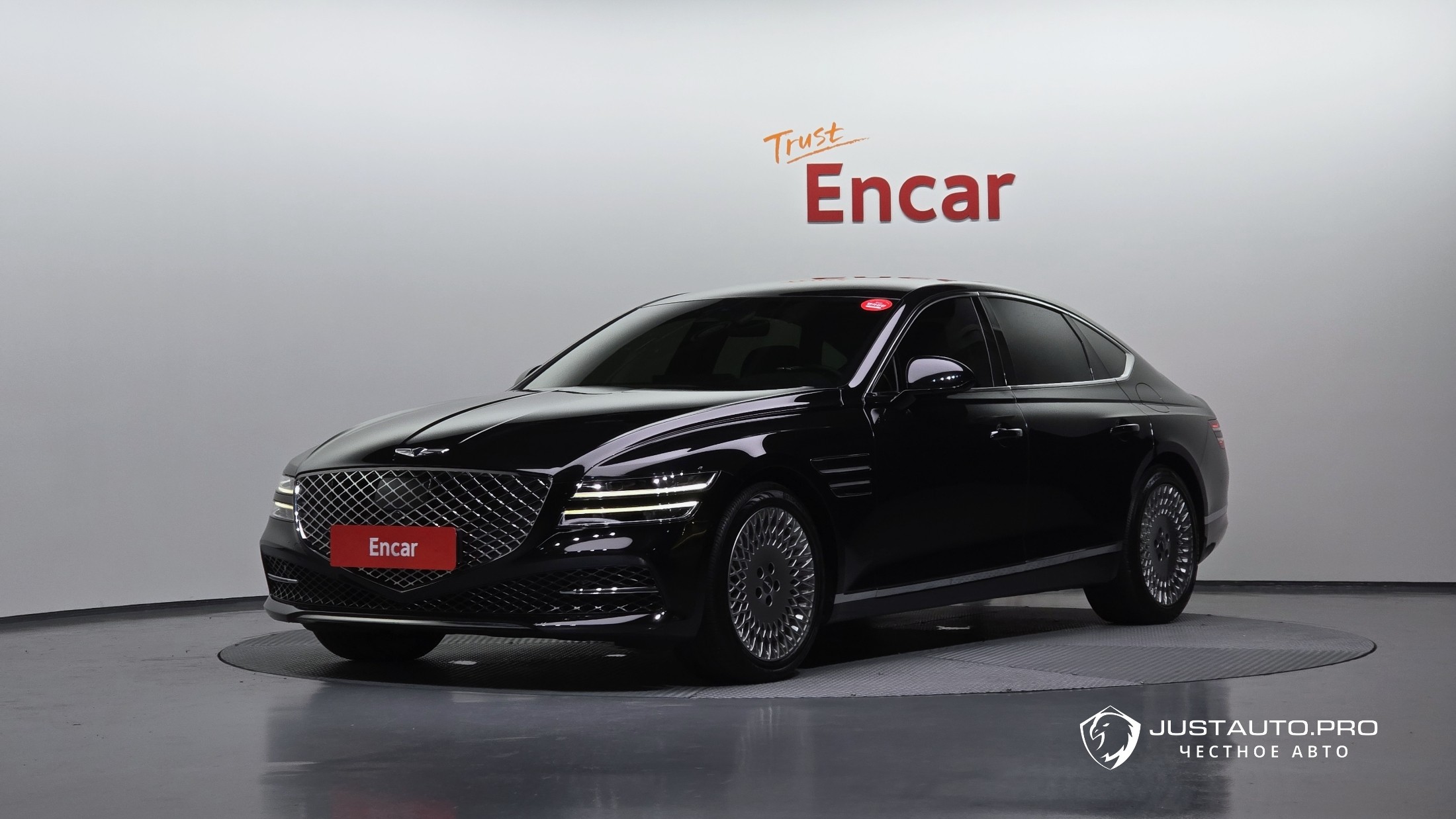 Автомобиль Genesis G80