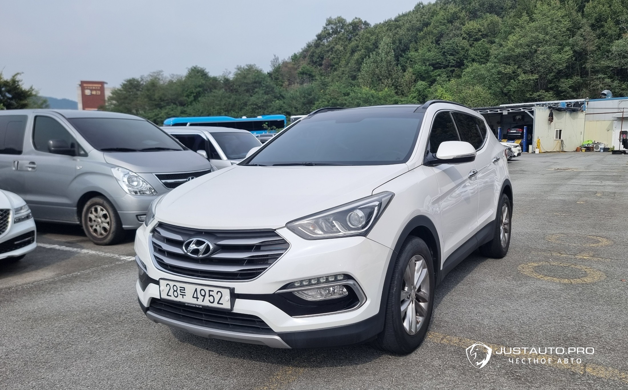 Автомобиль Hyundai Santafe