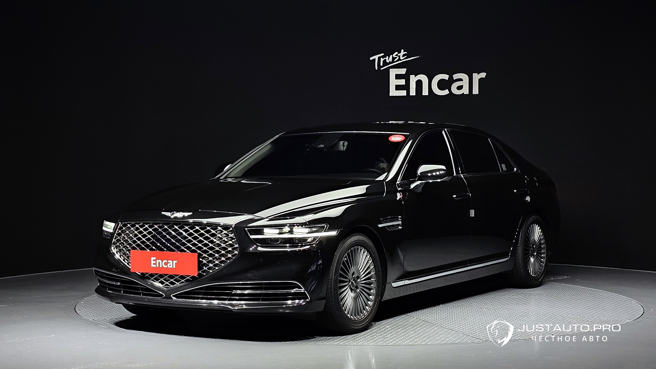 Автомобиль Genesis G90