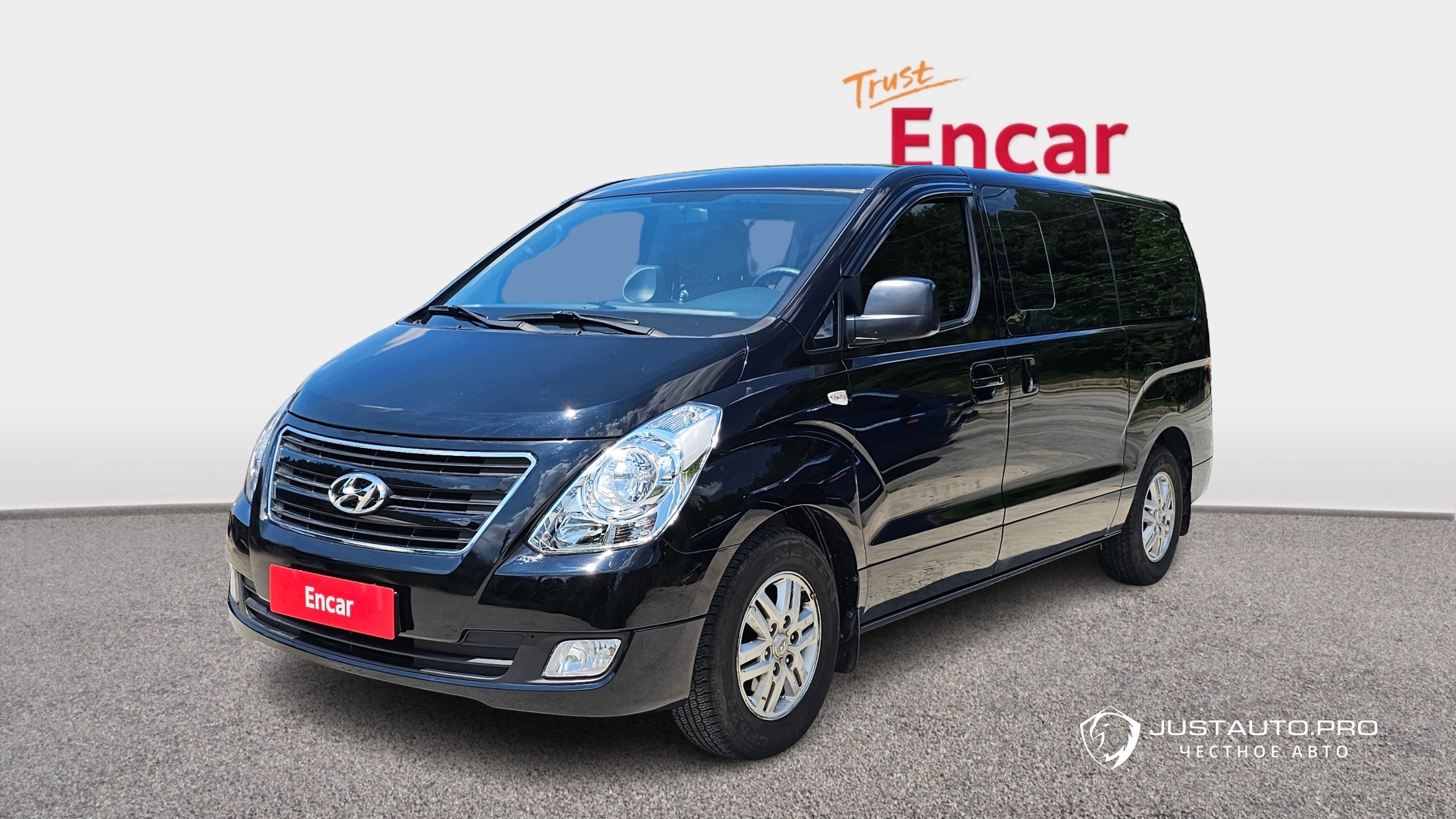 Автомобиль Hyundai Starex